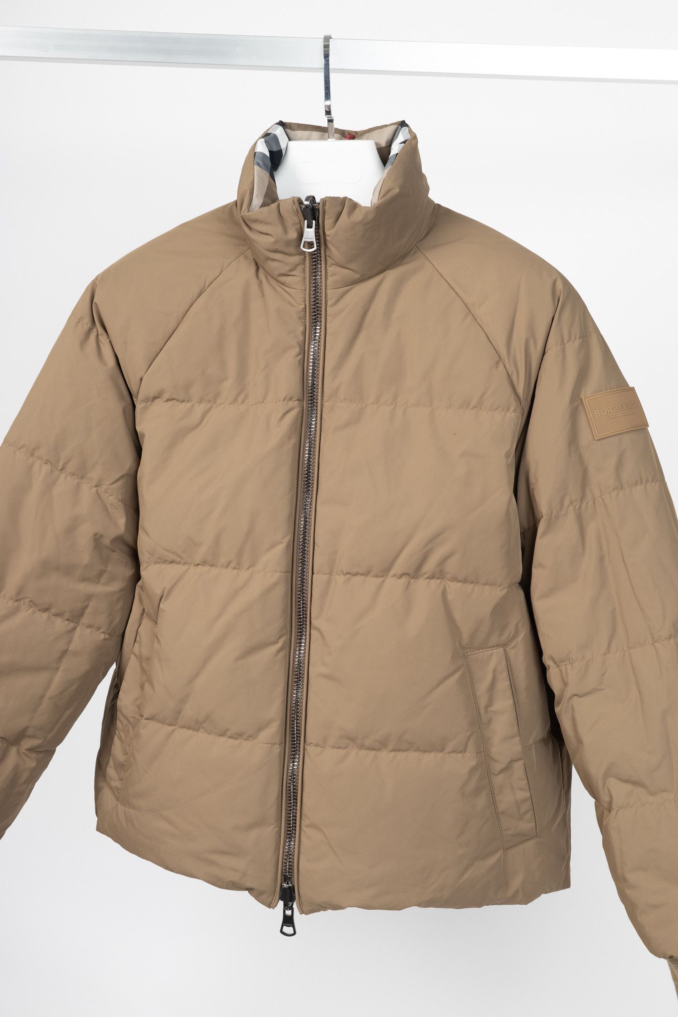 Burberry Burberry Iver Reversible Tan Check Down Puffer Jacket Size M / US 6-8 / IT 42-44 - 9 Thumbnail
