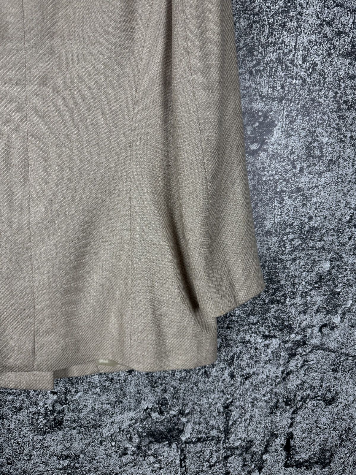 Salvatore Ferragamo Salvatore Ferragamo Vintage Blazer Jacket Cashemire/Silk 44 Size M / US 6-8 / IT 42-44 - 12 Thumbnail