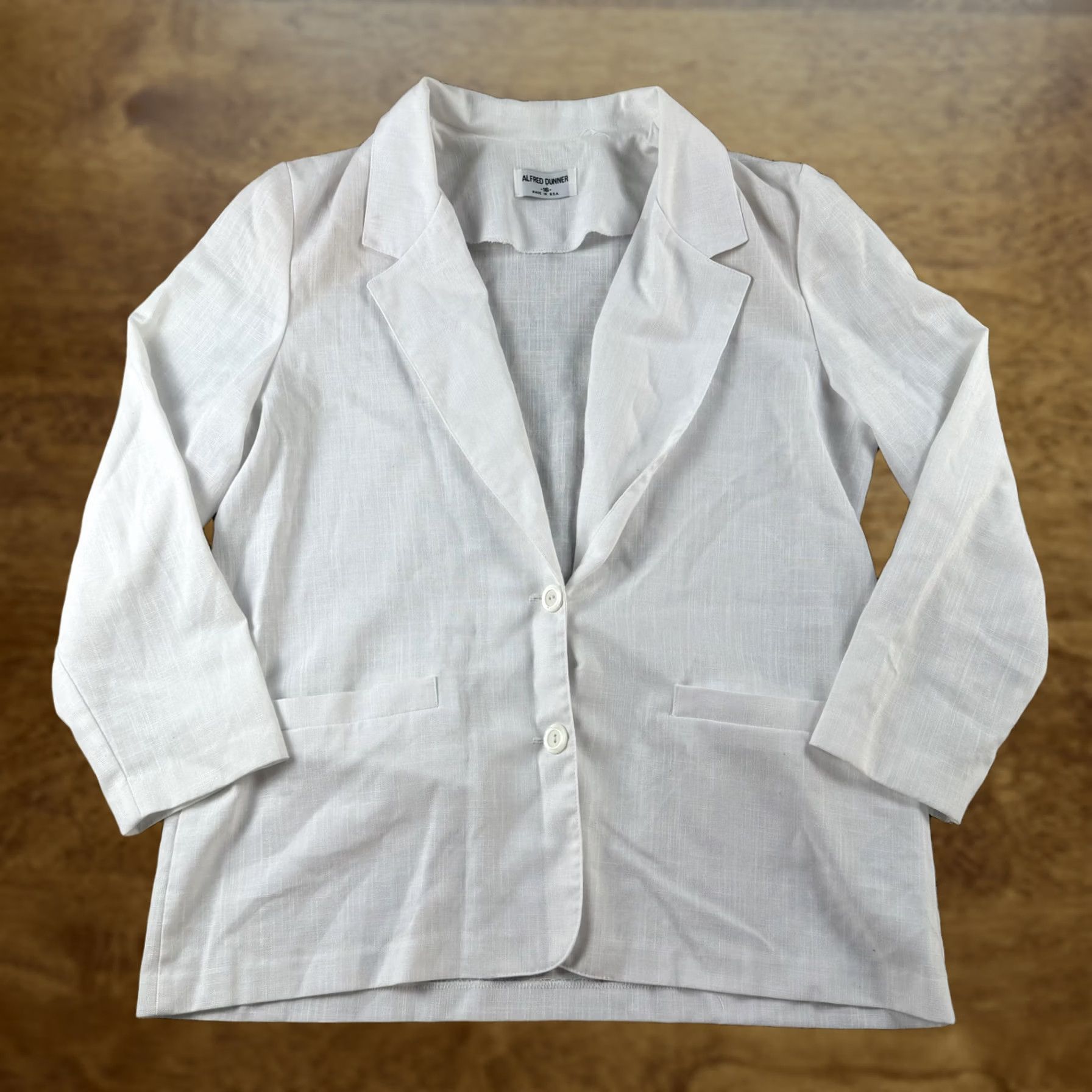Vintage VINTAGE Alfred Dunner Blazer Jacket Womens 16 White Lightweight 2 Button USA Size XXL / US 16-18 / IT 52-54 - 1 Thumbnail