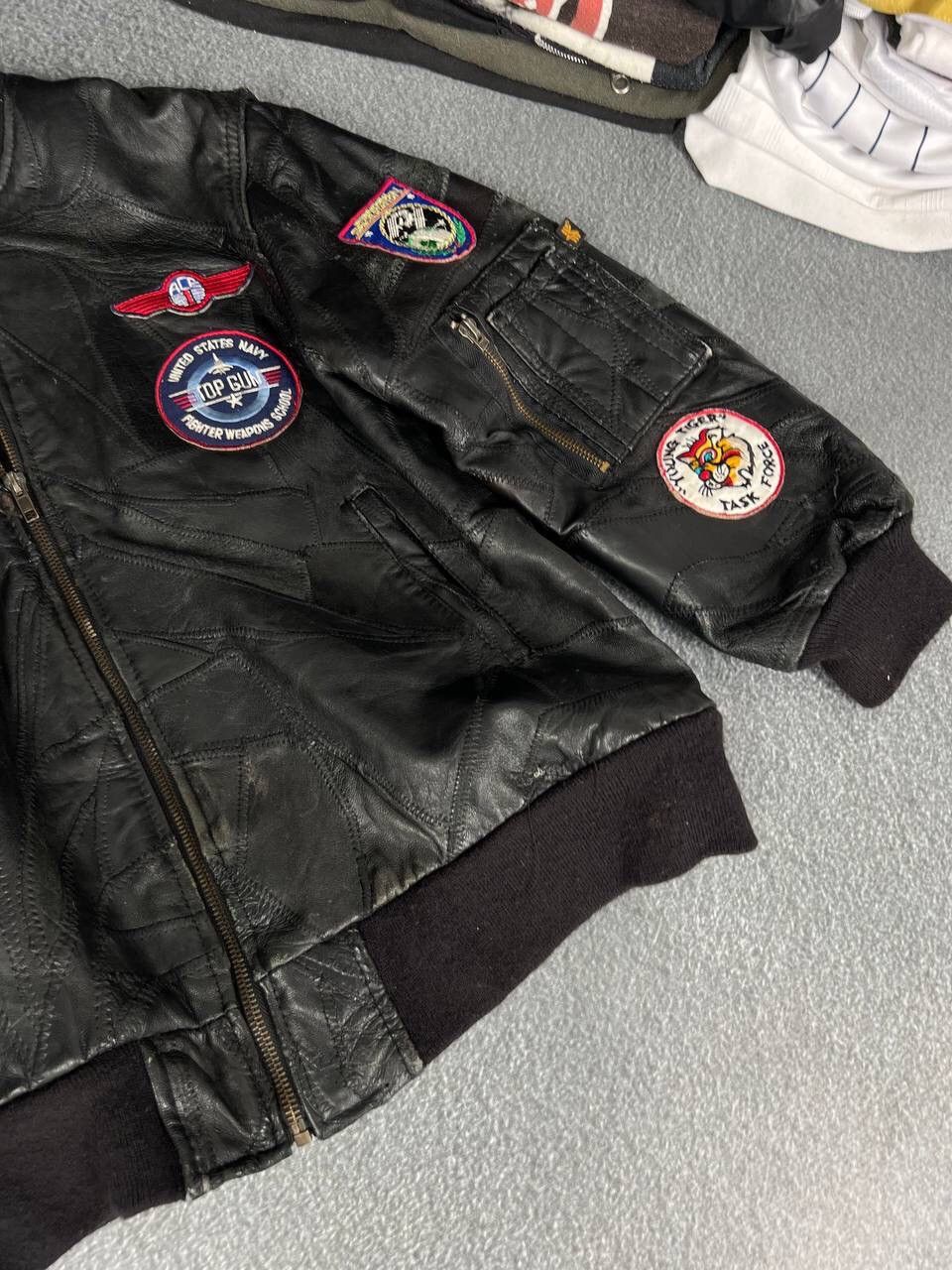 Alpha Industries Vintage Alpha Industries Grunge Vibe Leather Bomber Jacket Size S / US 4 / IT 40 - 4 Thumbnail