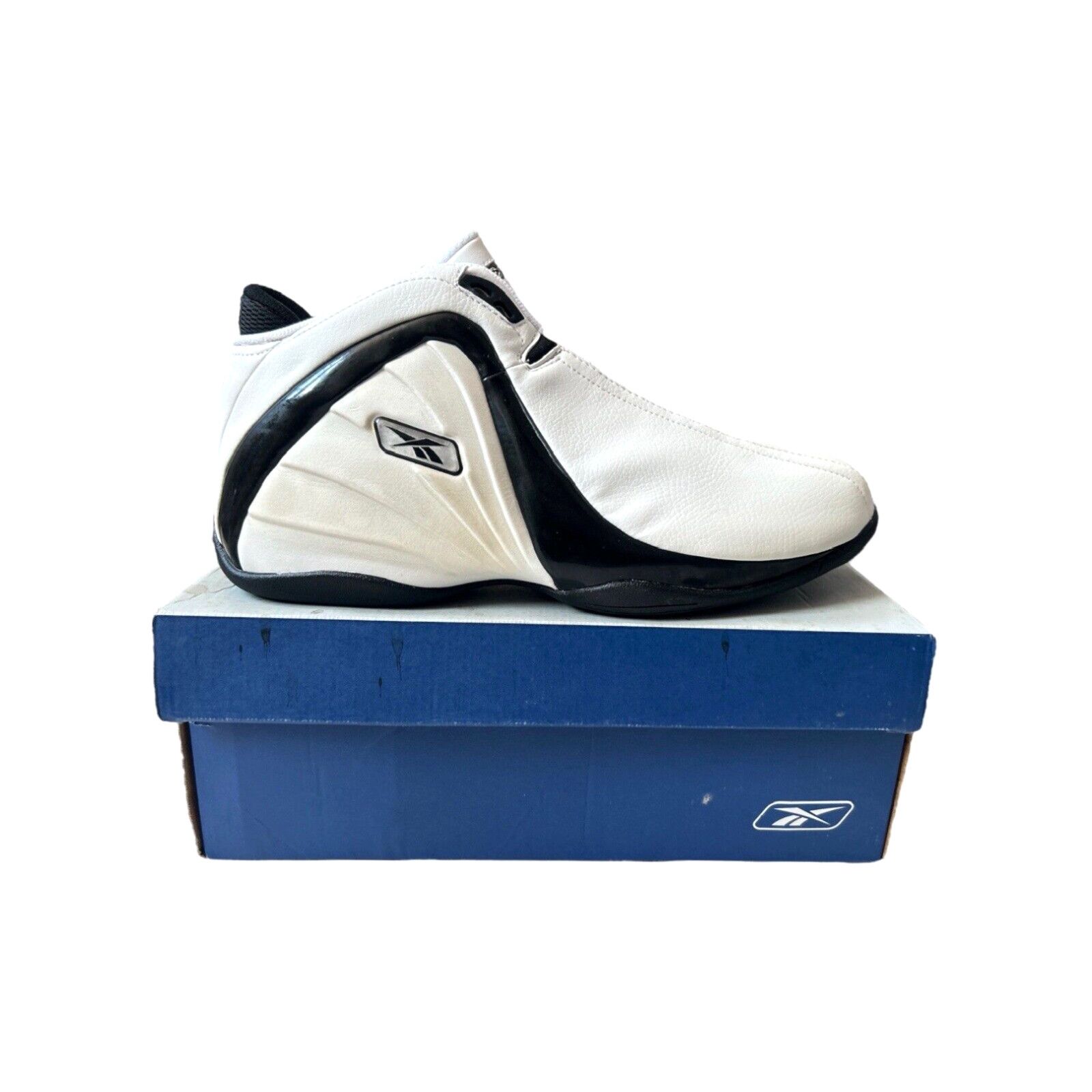 image of Vintage Reebok Team Drop Step Basketball Shoes Womens Size 12 Deadstock Nib 2002 in White