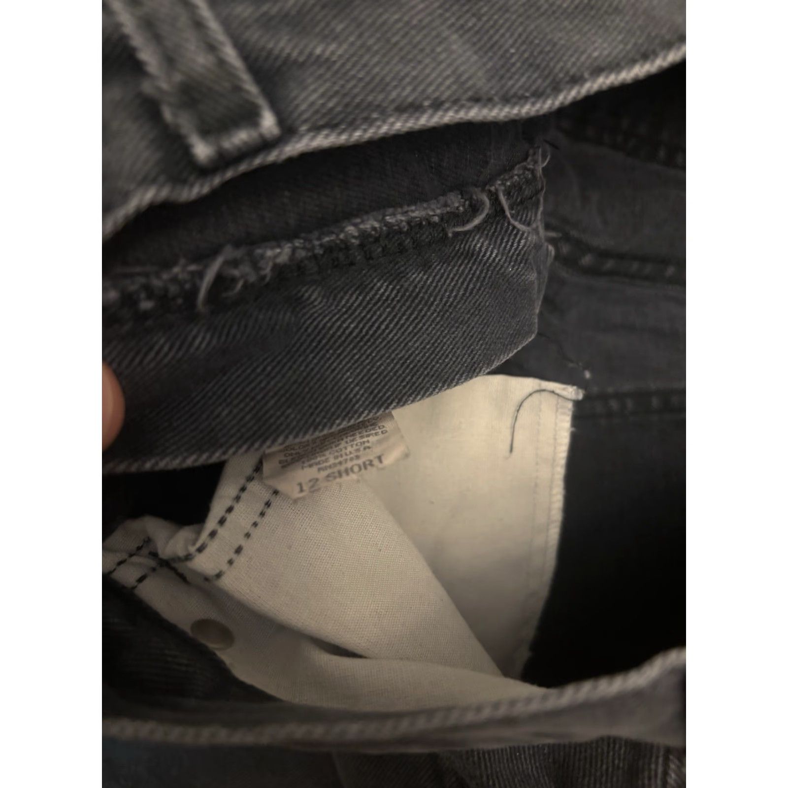 Lee VINTAGE Lee Jeans Women 90s 28 in Waist 12 Regular Inseam 30 Black Riveted Straight Mom Jeans Size 12 Mens Womens Girls? Size 28" / US 6 / IT 42 - 3 Thumbnail