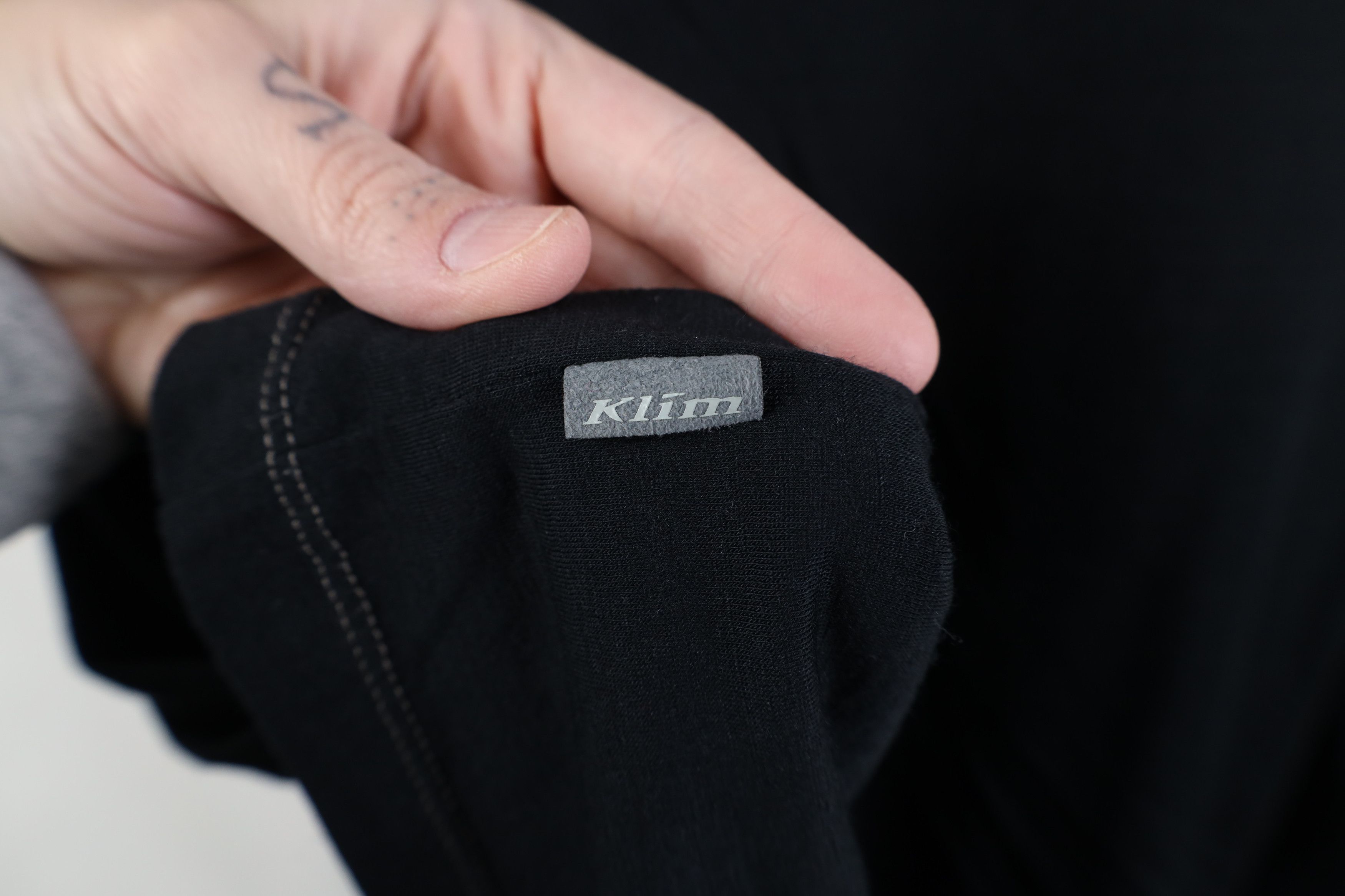 Vintage Klim Racing Spell Out Teton Merino Wool Knit T-Shirt Black Size US L / EU 52-54 / 3 - 10 Thumbnail