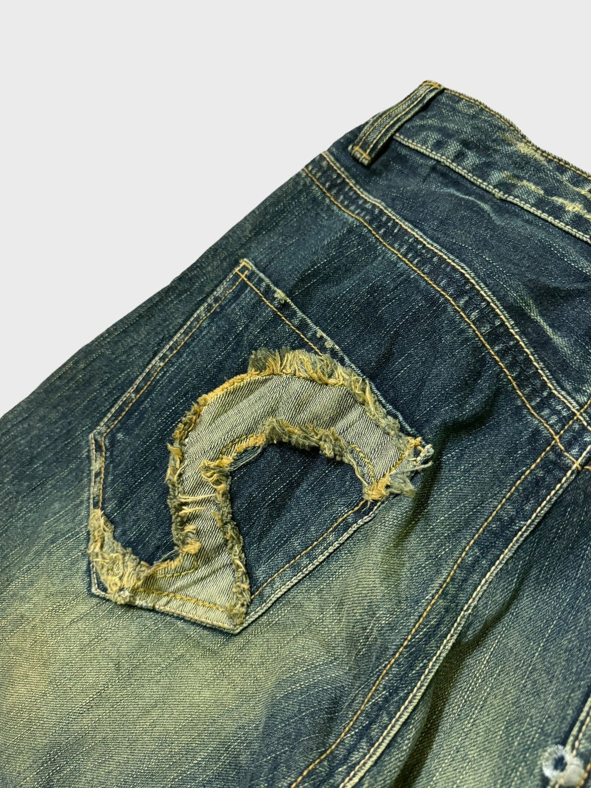 Tornado Mart Made in Japan Osaka Big Train Distressed Denim Jeans Size US 29 - 18 Thumbnail