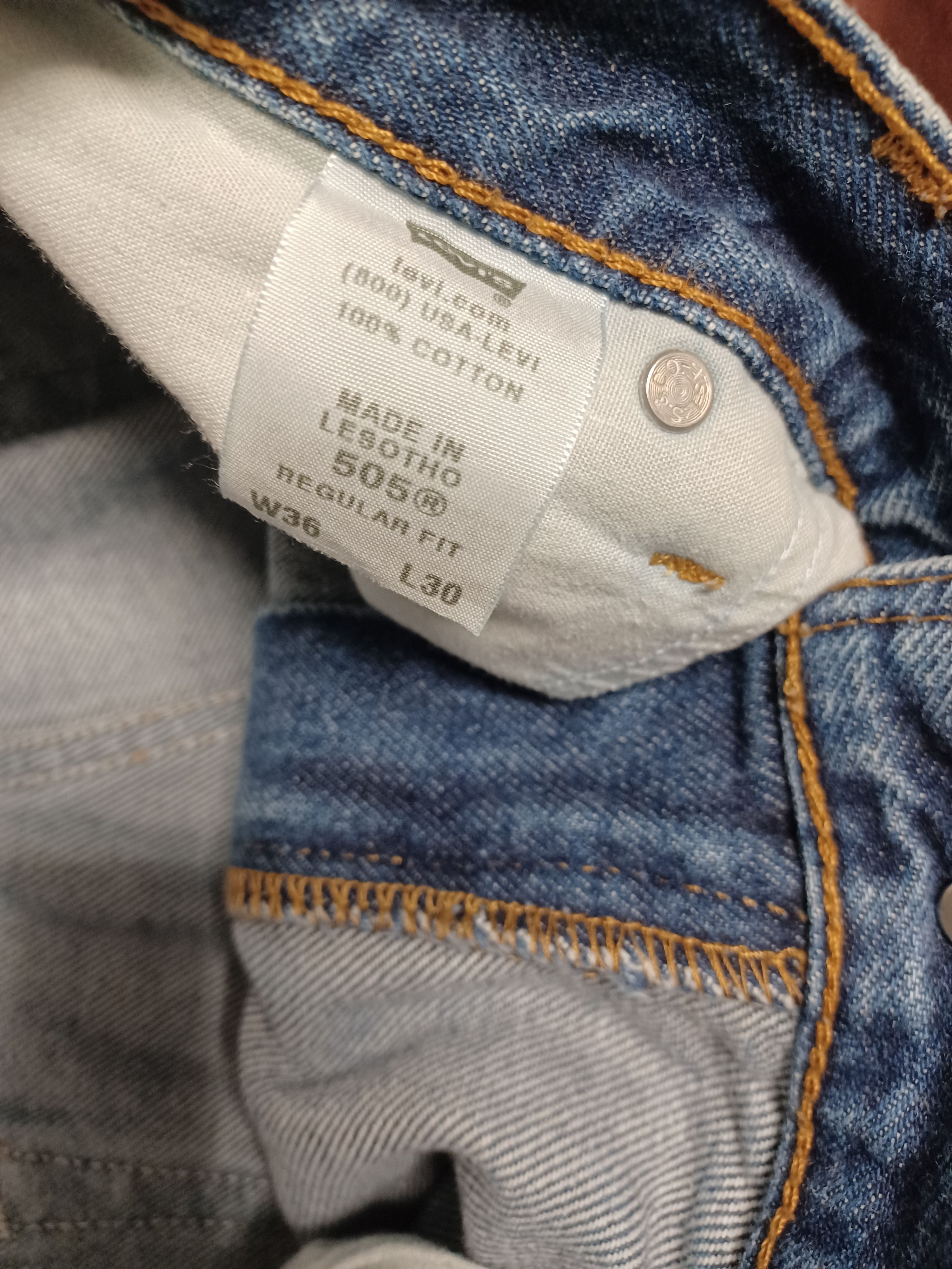 Levi's Vintage Clothing LEVIS 505 VINTAGE MADE IN LESOTHO REGULAR JEANS W36 L30 Size US 36 / EU 52 - 5 Thumbnail