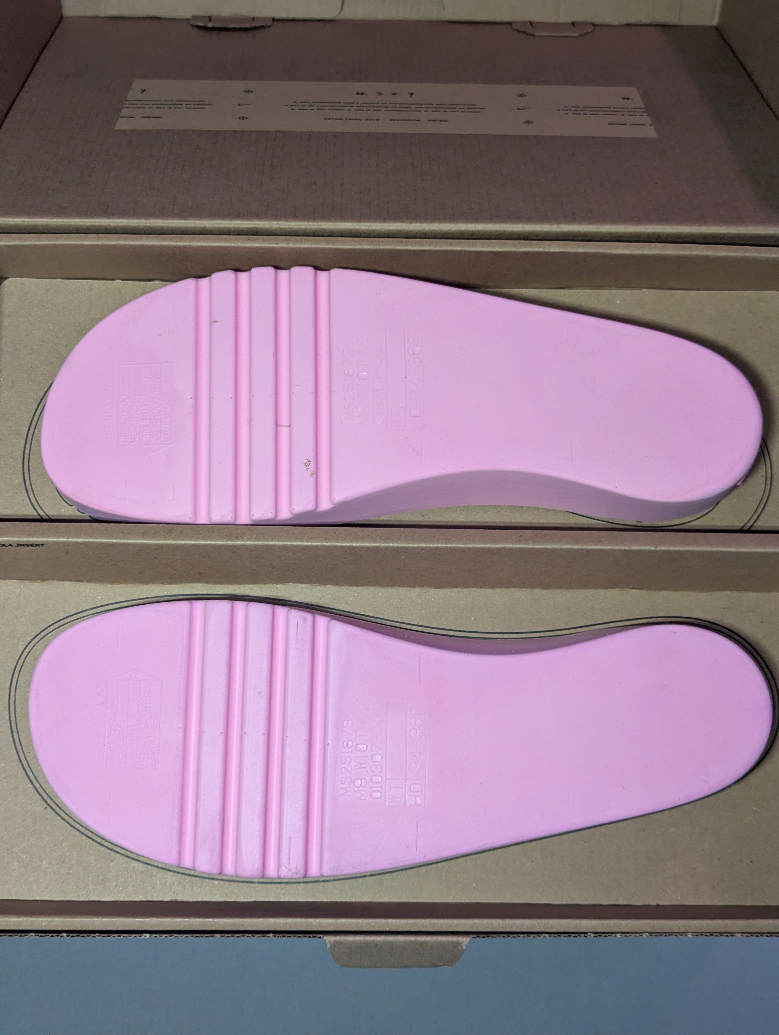 Nike Brand New Size 9M - Nike Offline Pack Ocean Cube Sanddrift Size US 9 / EU 42 - 12 Thumbnail