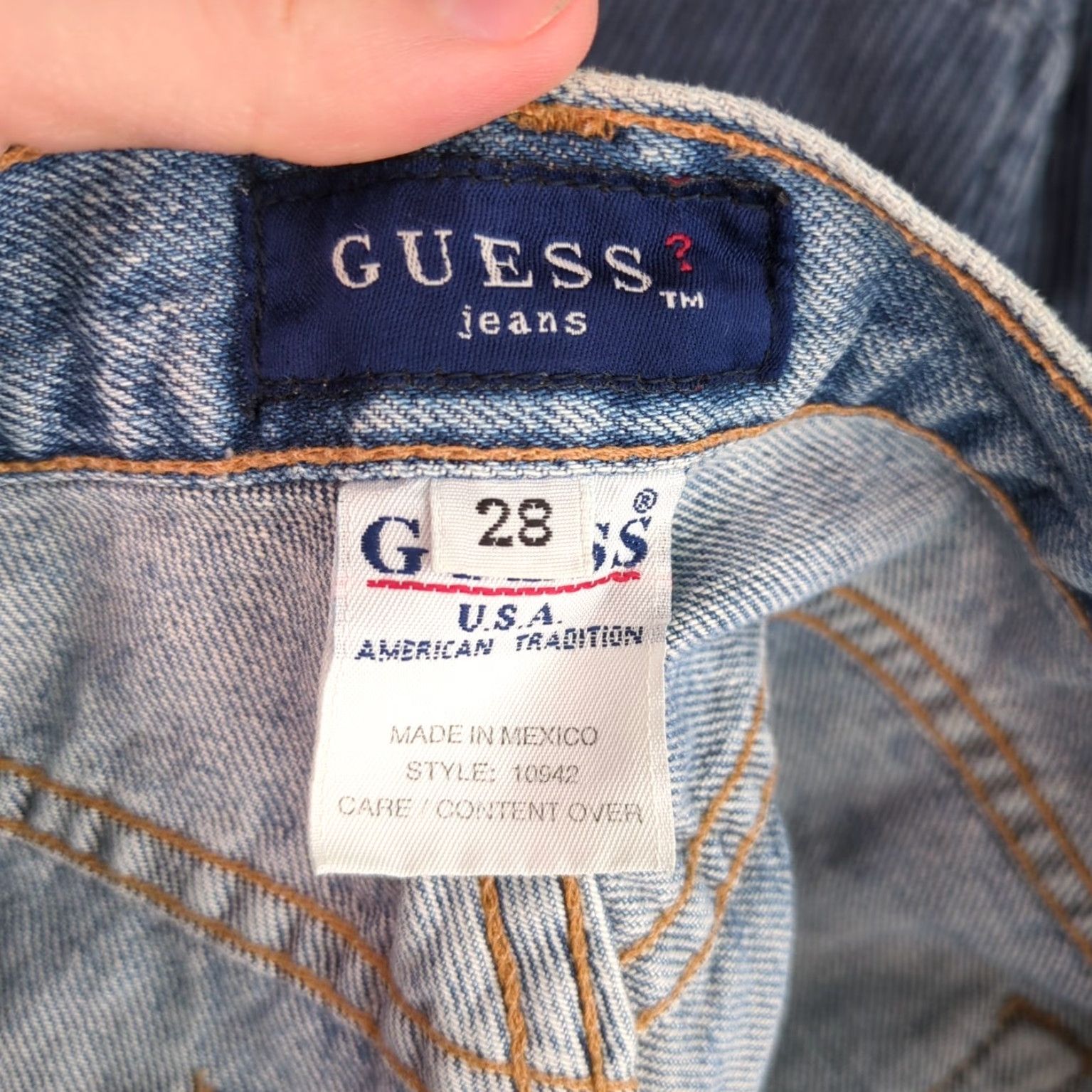 Guess VINTAGE Guess Shorts Women’s Size 28 Medium Wash Blue Denim Cotton 5-Pocket Chino Regular Womens Size 28" / US 6 / IT 42 - 3 Thumbnail