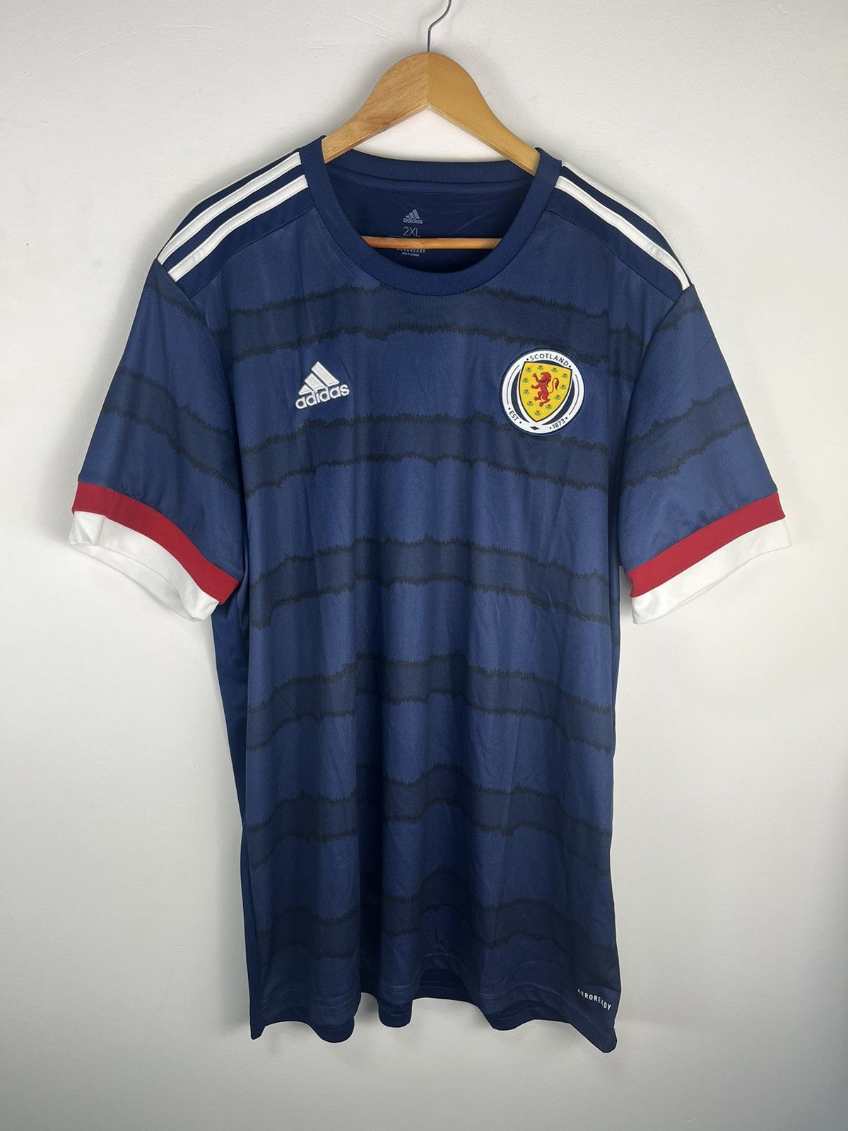 Adidas SCOTLAND NATIONAL ADIDAS 2020 FOOTBALL HOME JERSEY SIZE XXL Size US XXL / EU 58 / 5 - 1 Thumbnail