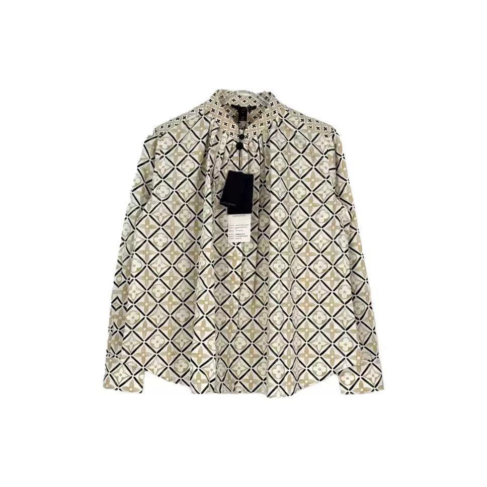 Louis Vuitton Louis Vuitton Monogram Print Shirt Size US S / EU 44-46 / 1 - 1 Thumbnail