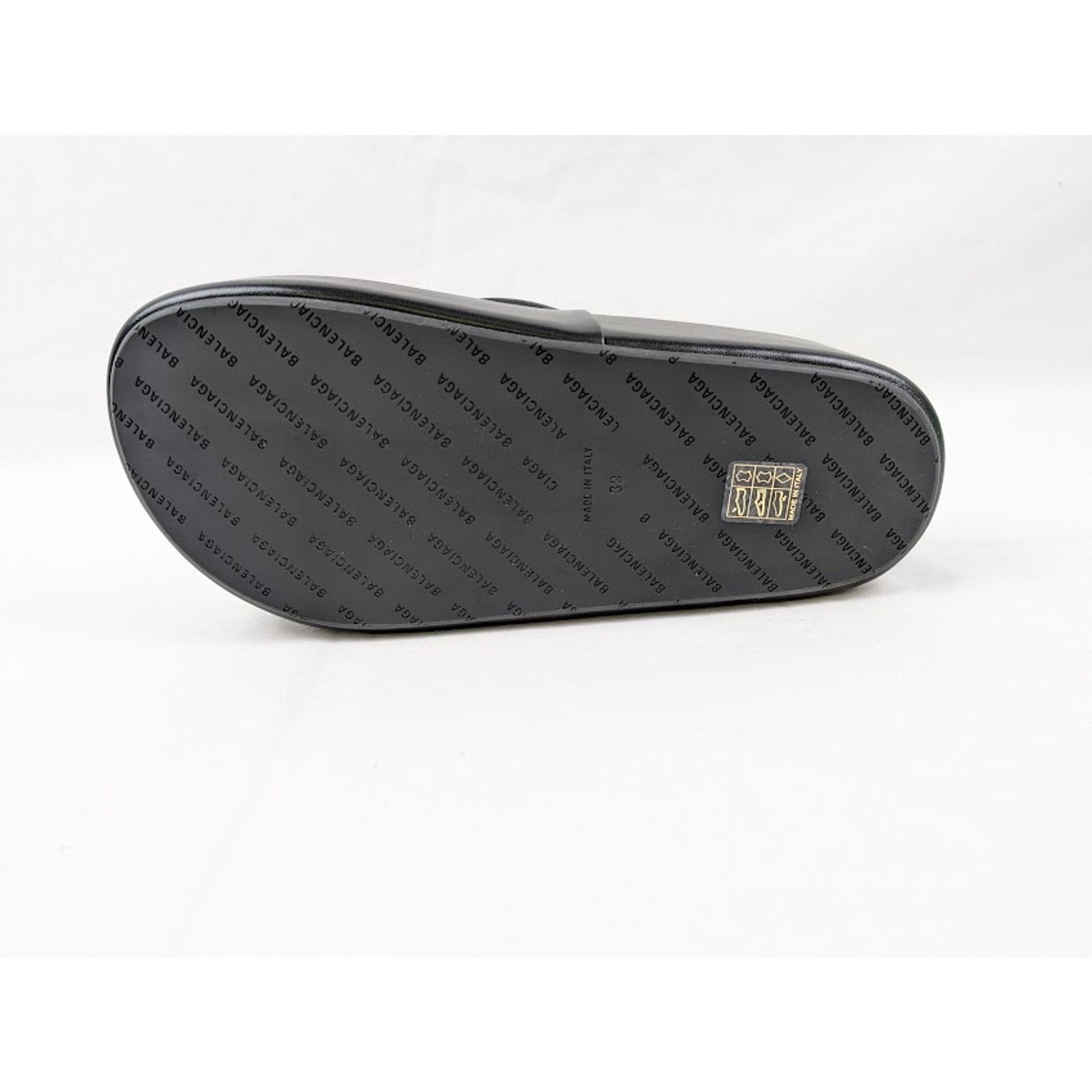 Balenciaga o1rshd1 Smooth Nappa/ Logo Slides in Black/White 38 Size US 8 / IT 38 - 6 Thumbnail