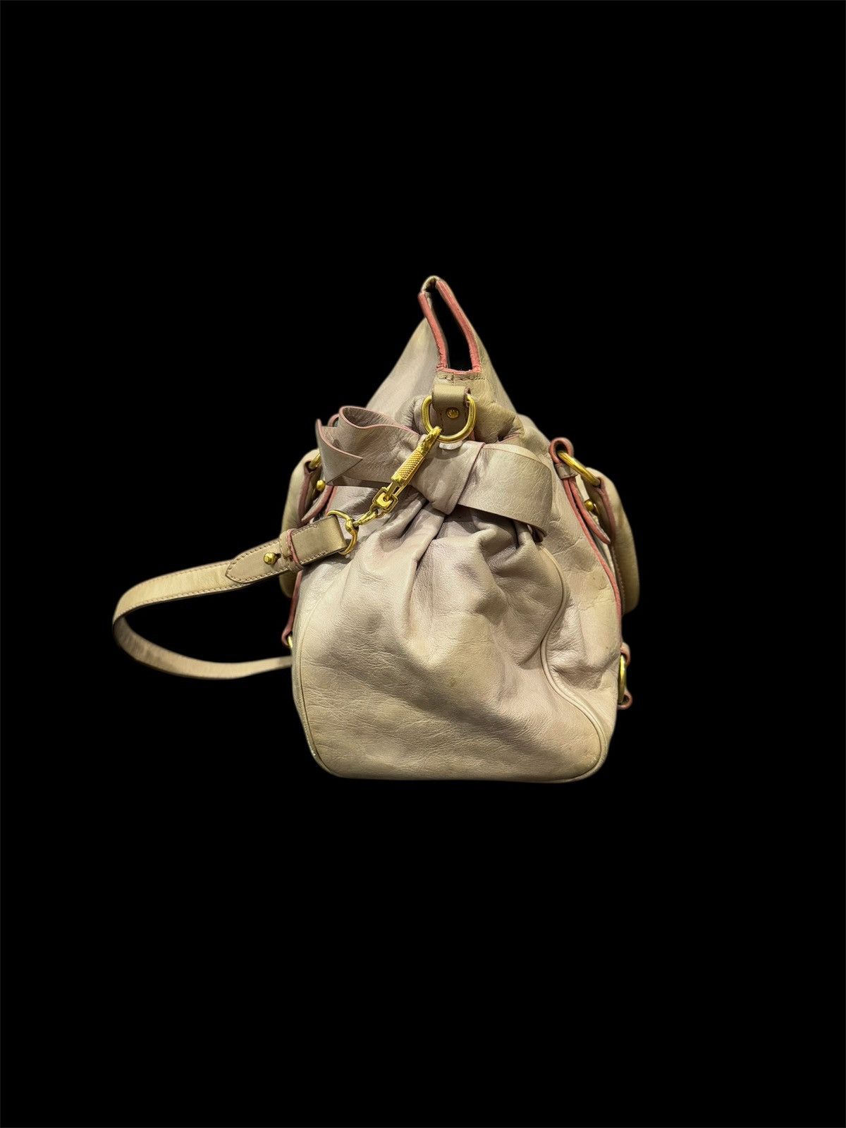 Genuine Leather × Miu Miu MIU MIU VITELLO LUXURY BOW BAG LEATHER DISTRESS ABSTRACT Size ONE SIZE - 5 Thumbnail