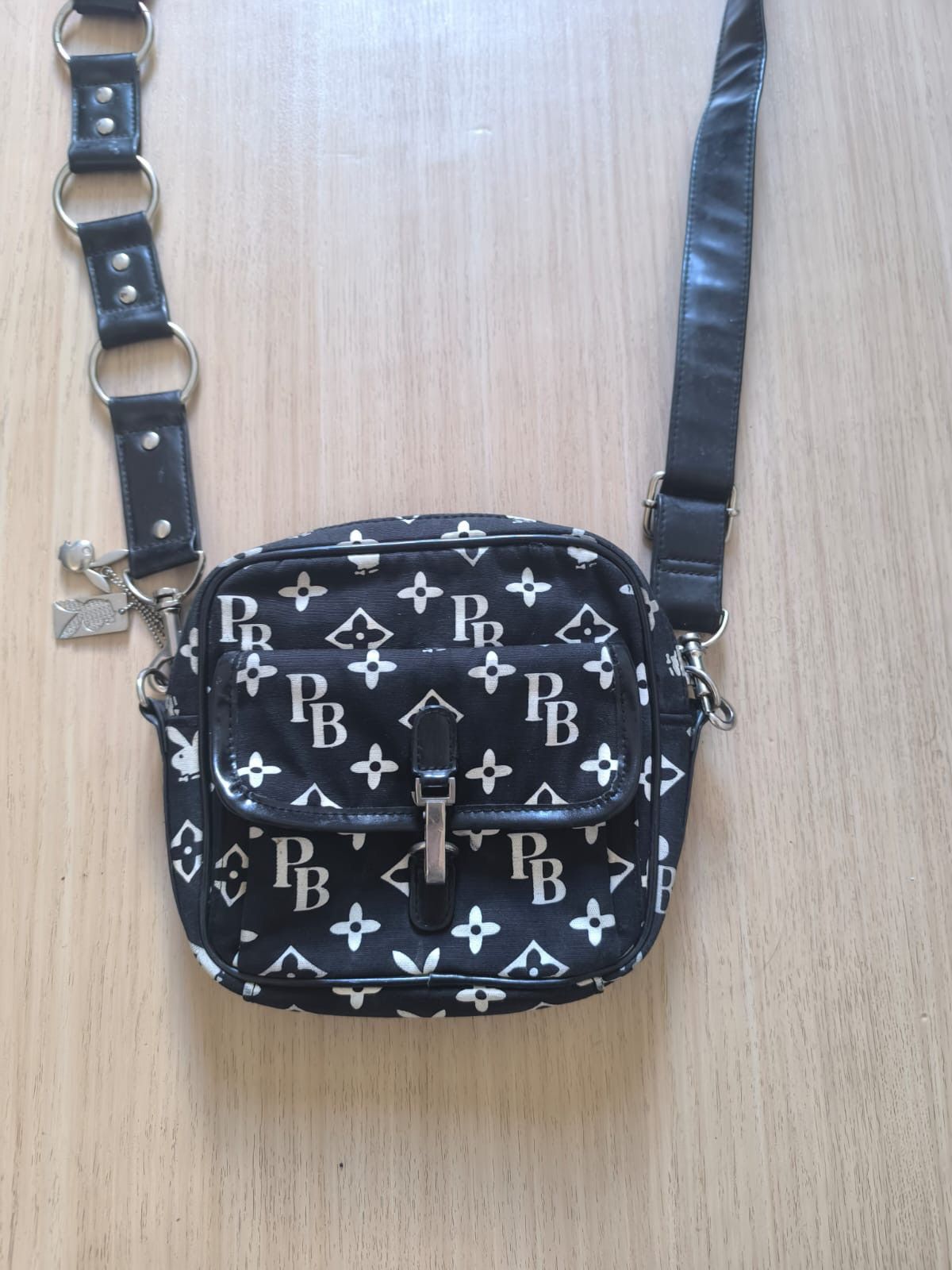 Playboy × Vintage Playboy Monogram Vintage Bondage Strap Shoulder-Hip Bag Size ONE SIZE - 3 Thumbnail