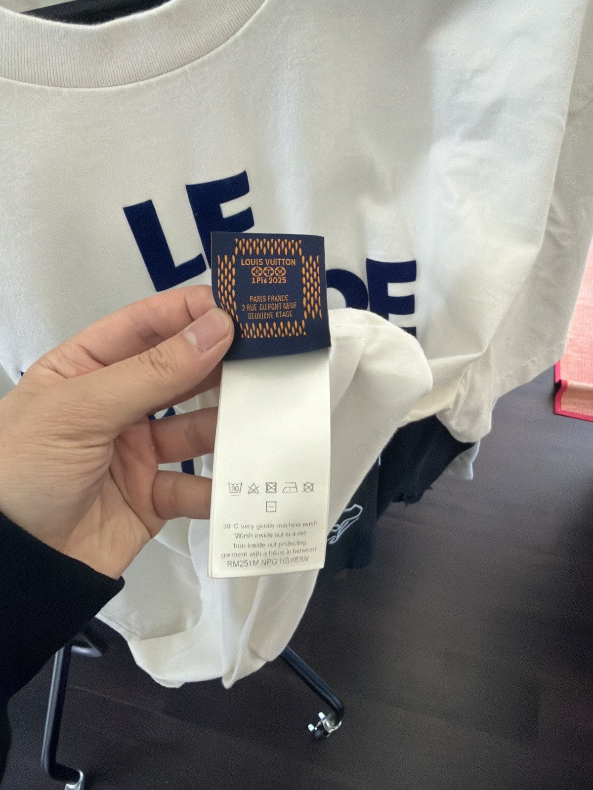 Louis Vuitton Louis Vuitton Graphic Tee Size US XL / EU 56 / 4 - 11 Thumbnail