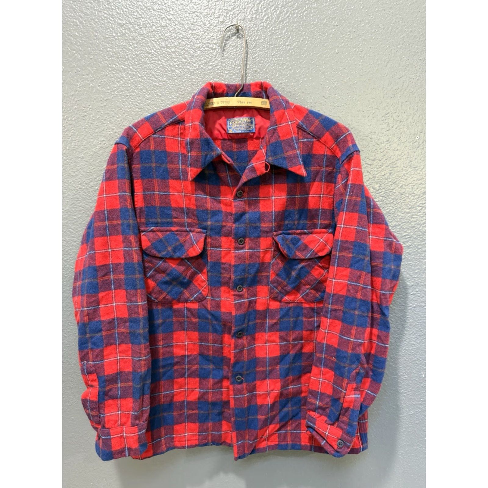 Pendleton VINTAGE Pendleton Plaid Wool Loop Collar Board Shirt Flannel L Red 80s Mens Buttons Long Sleeve Collared 27 22in Size US L / EU 52-54 / 3 - 3 Thumbnail