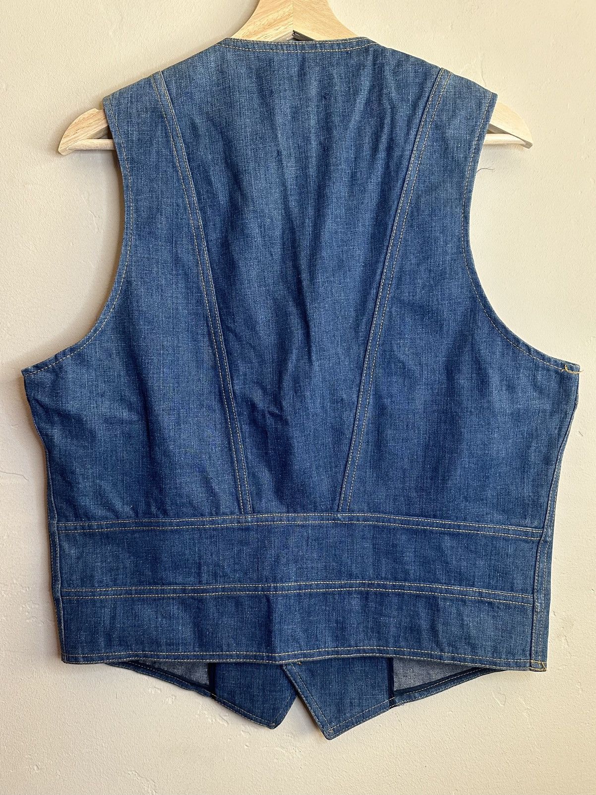 Lee × Vintage *RARE* Vintage 1970’s Lee USA-Made Denim Button Vest Size US M / EU 48-50 / 2 - 3 Thumbnail