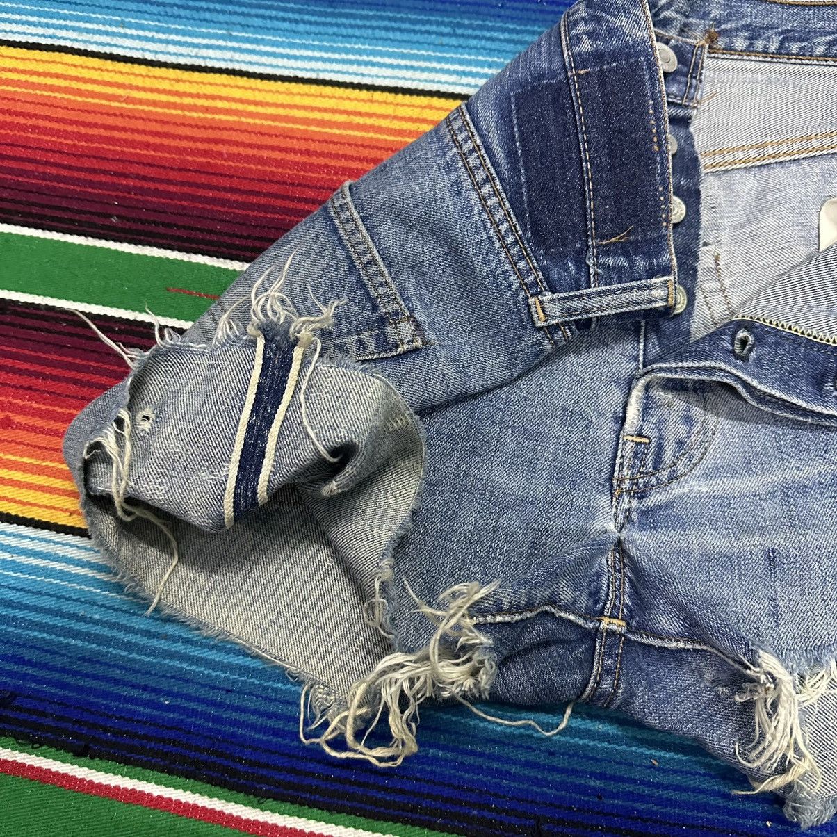 Levi's Distress Denim Levis Short Big E💥 Size US 32 / EU 48 - 11 Thumbnail