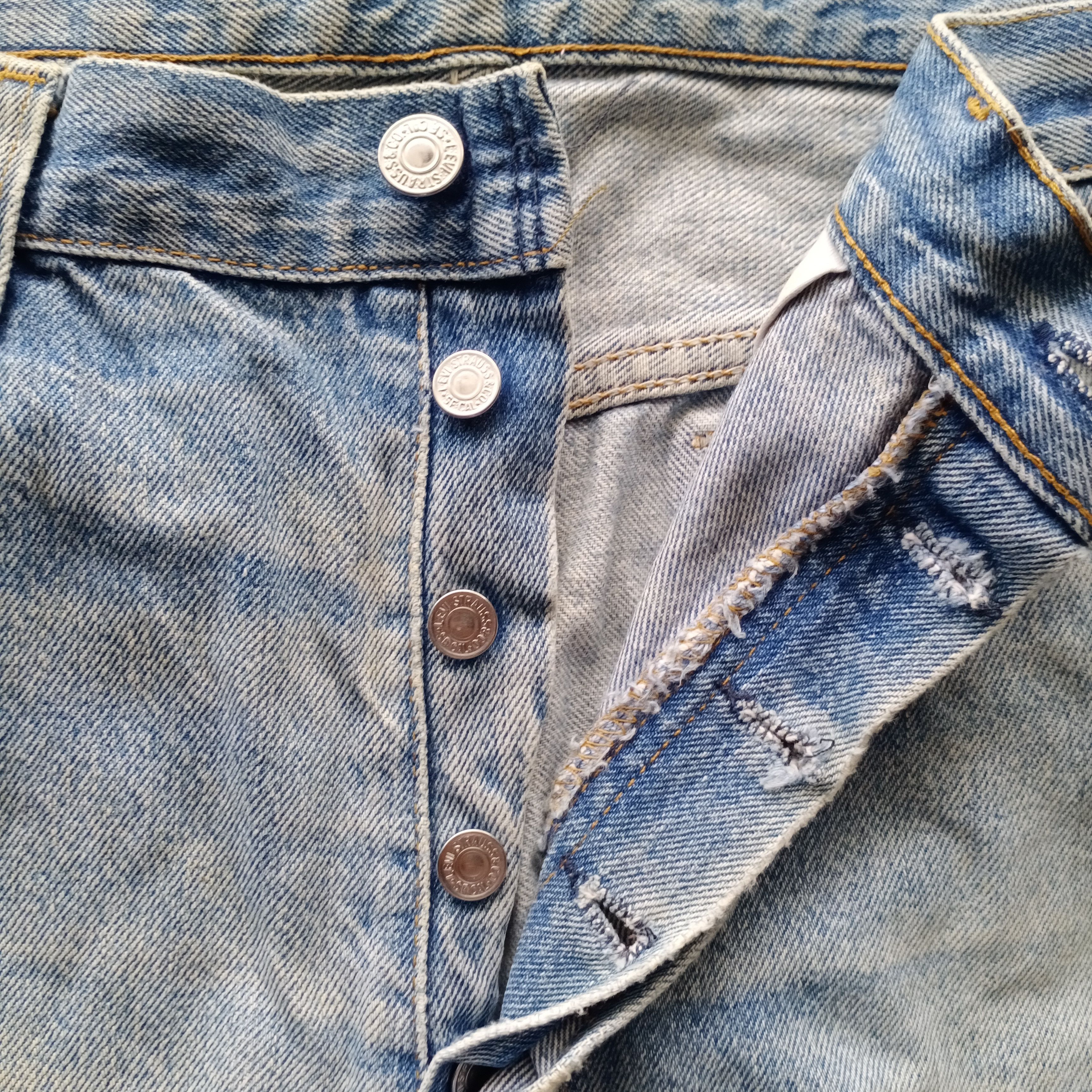 Levi's Vintage Clothing Vintage 80s 90s Levis 501 USA cut off distressed jeans Size US 34 / EU 50 - 3 Thumbnail