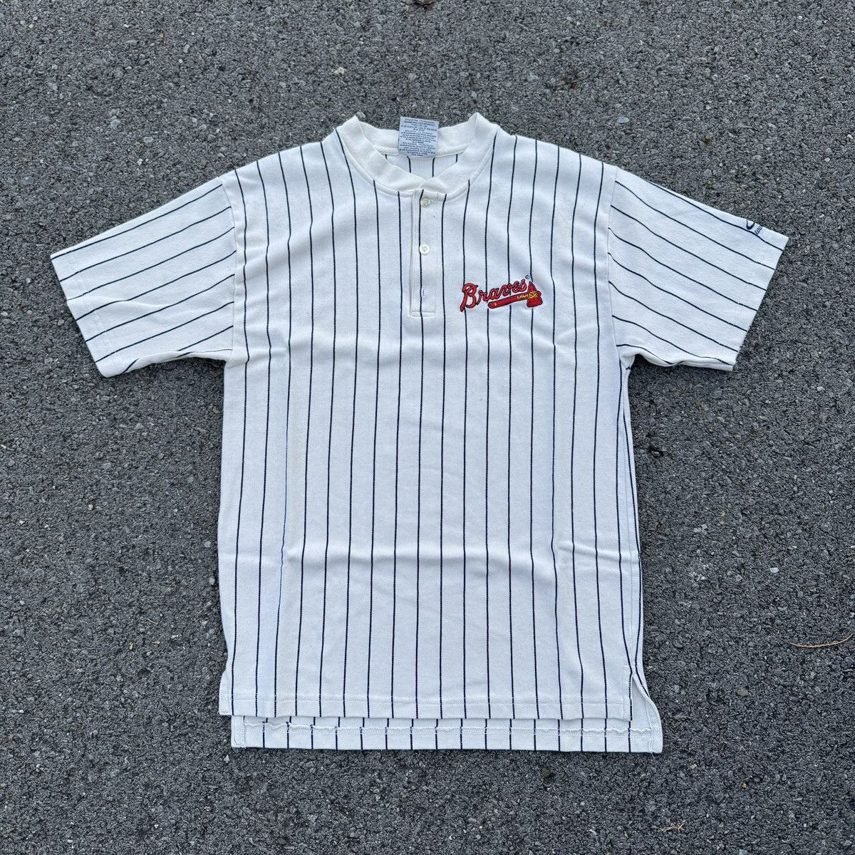 Vintage vintage atlanta braves pinstripe henley shirt Size US L / EU 52-54 / 3 - 1 Thumbnail