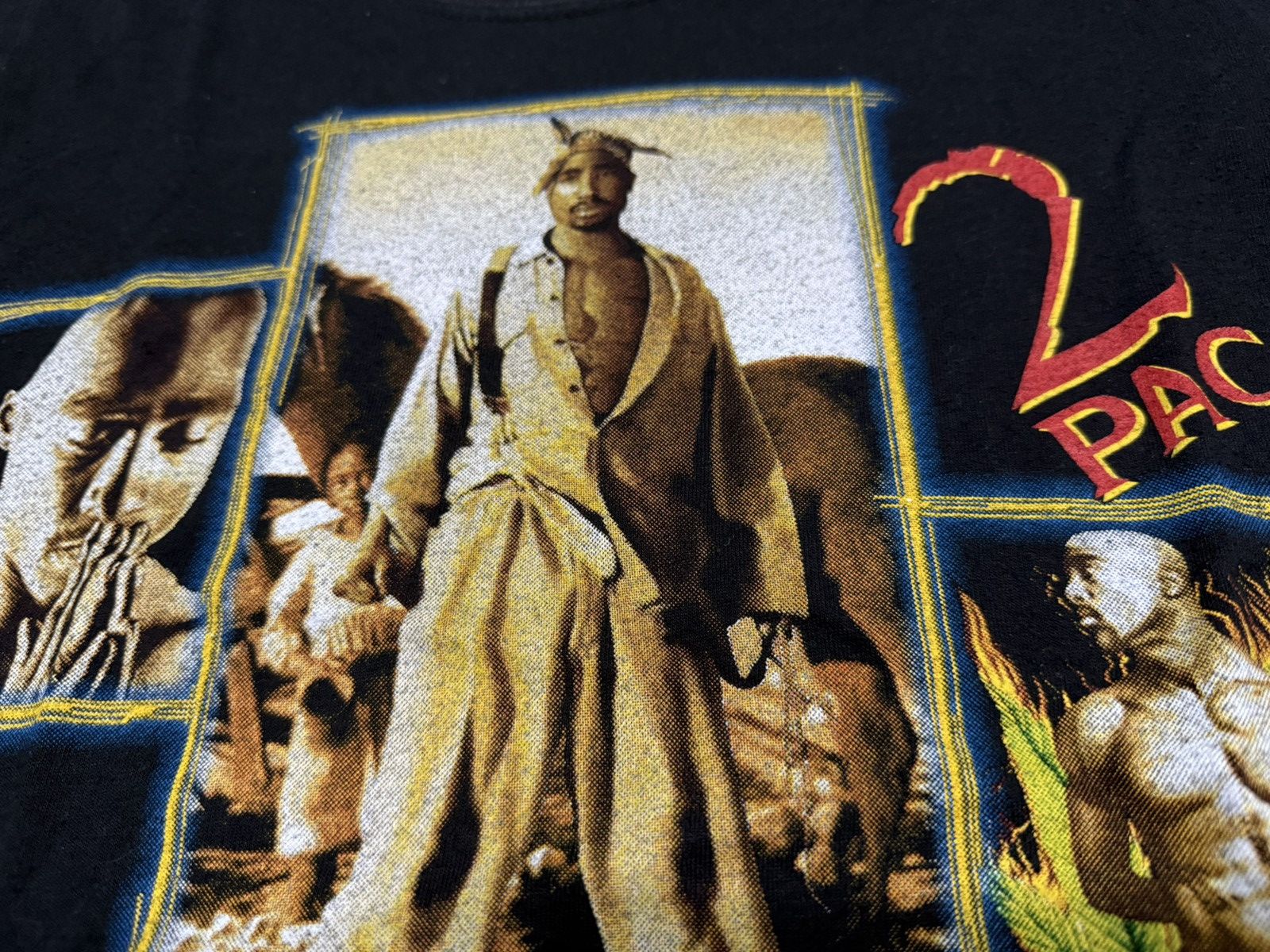 Rap Tees × Vintage Vintage 90s Tupac Bootleg Raptees T Shirt Y2K Size US S / EU 44-46 / 1 - 4 Thumbnail