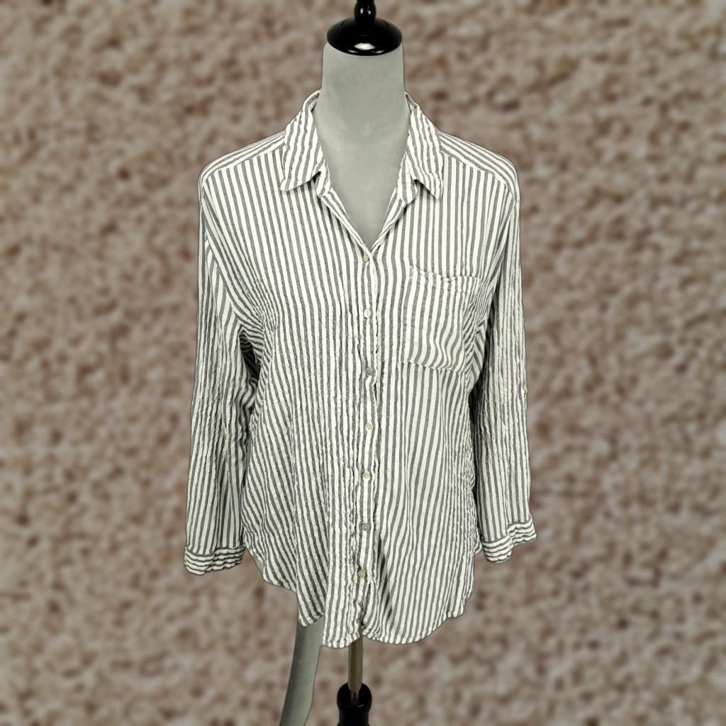 Vintage Jane And Delancey Striped Button-Up Shirt Women's XL Navy White Roll Tab Sleeve Size XL / US 12-14 / IT 48-50 - 1 Thumbnail
