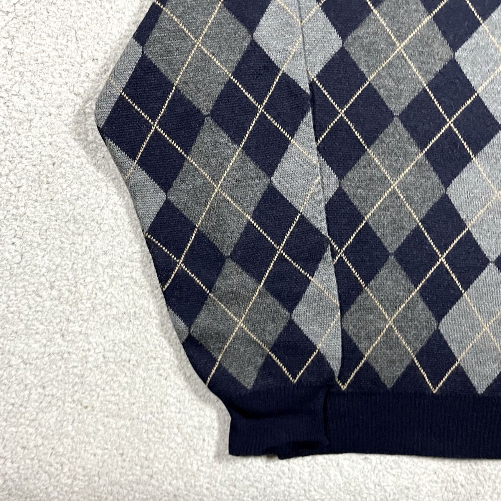 Brooks Brothers Brooks Brothers Sweater Mens M Blue Argyle Crewneck Italy Merino Wool Pullover 90s Classic Designer Preppy Winter Fall Spring Size US M / EU 48-50 / 2 - 4 Thumbnail