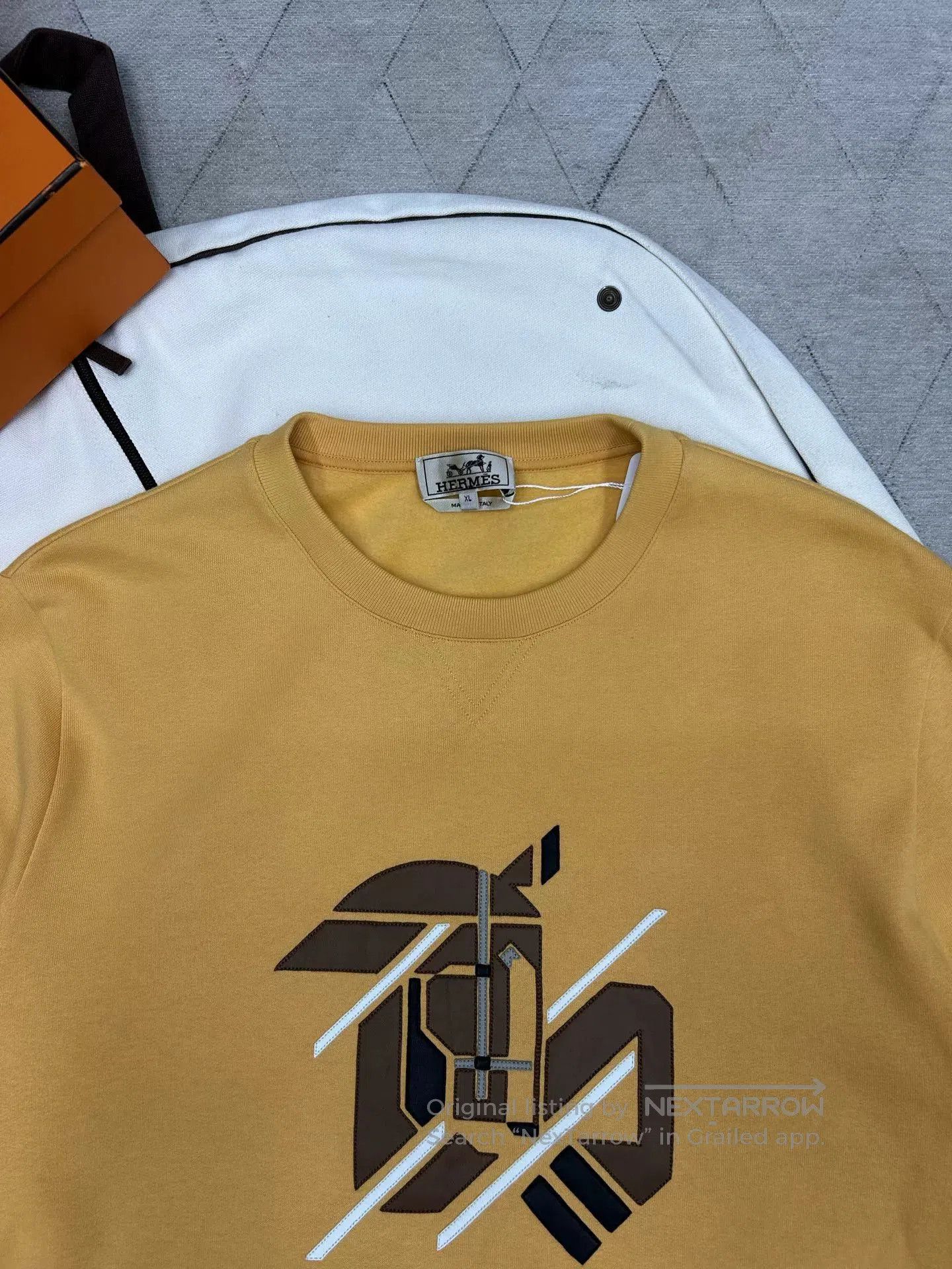 Hermes Hermes Embroidered Lambskin Horseshoe Sweatshirt. Size US XL / EU 56 / 4 - 2 Thumbnail