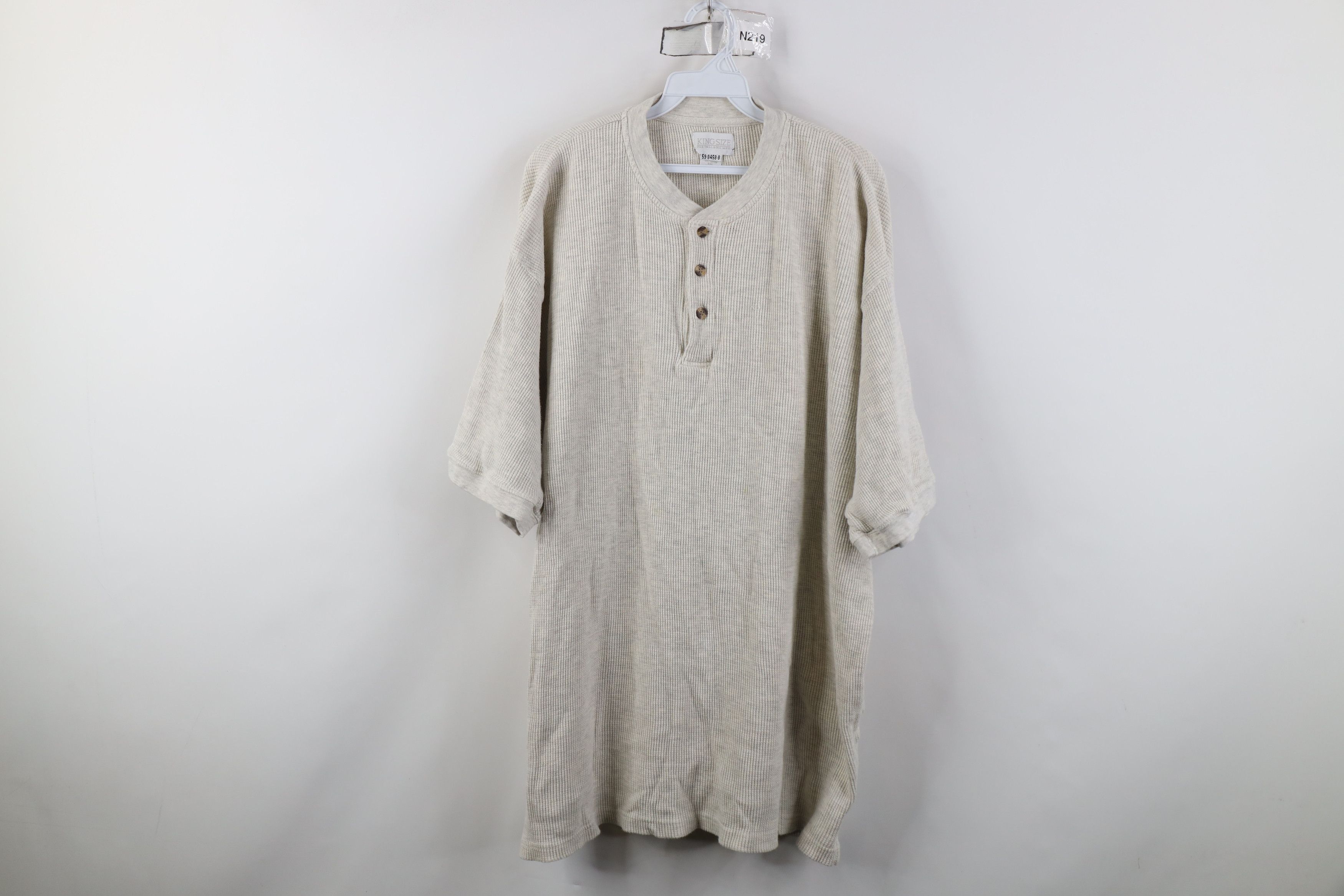 Vintage Vintage 90s Streetwear Short Sleeve Knit Henley T-Shirt Size US XXL / EU 58 / 5 - 1 Thumbnail