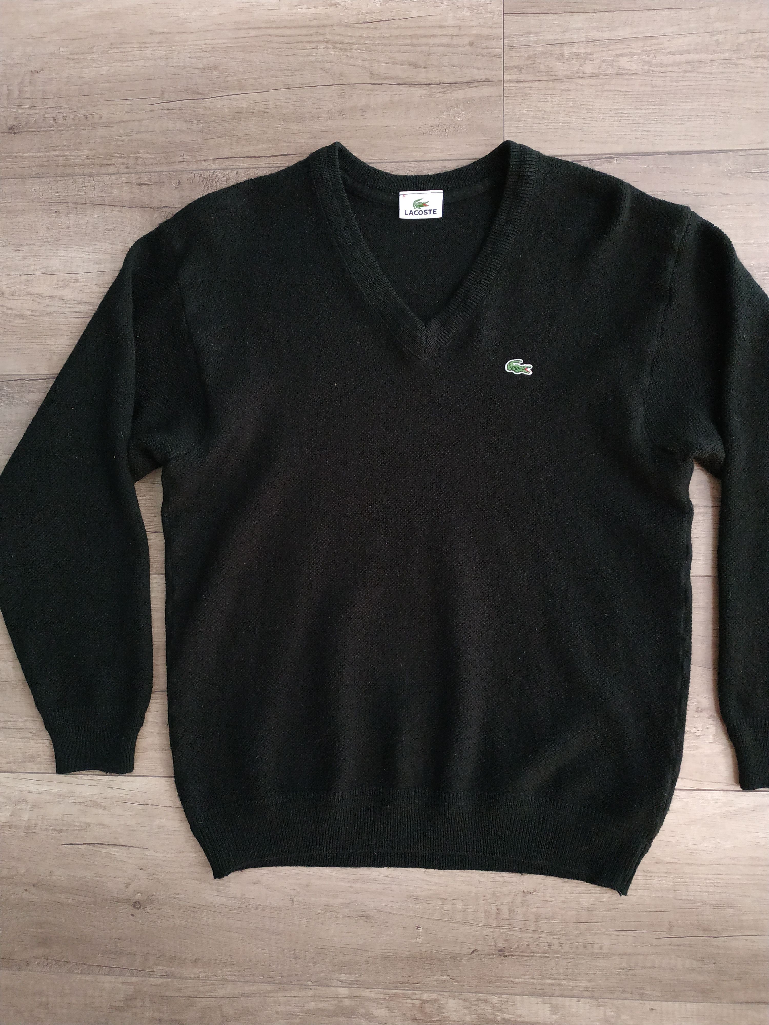 Lacoste × Vintage LACOSTE Men's Vintage Wool V-Neck Sweater, s. MEDIUM (6) Size US M / EU 48-50 / 2 - 3 Thumbnail