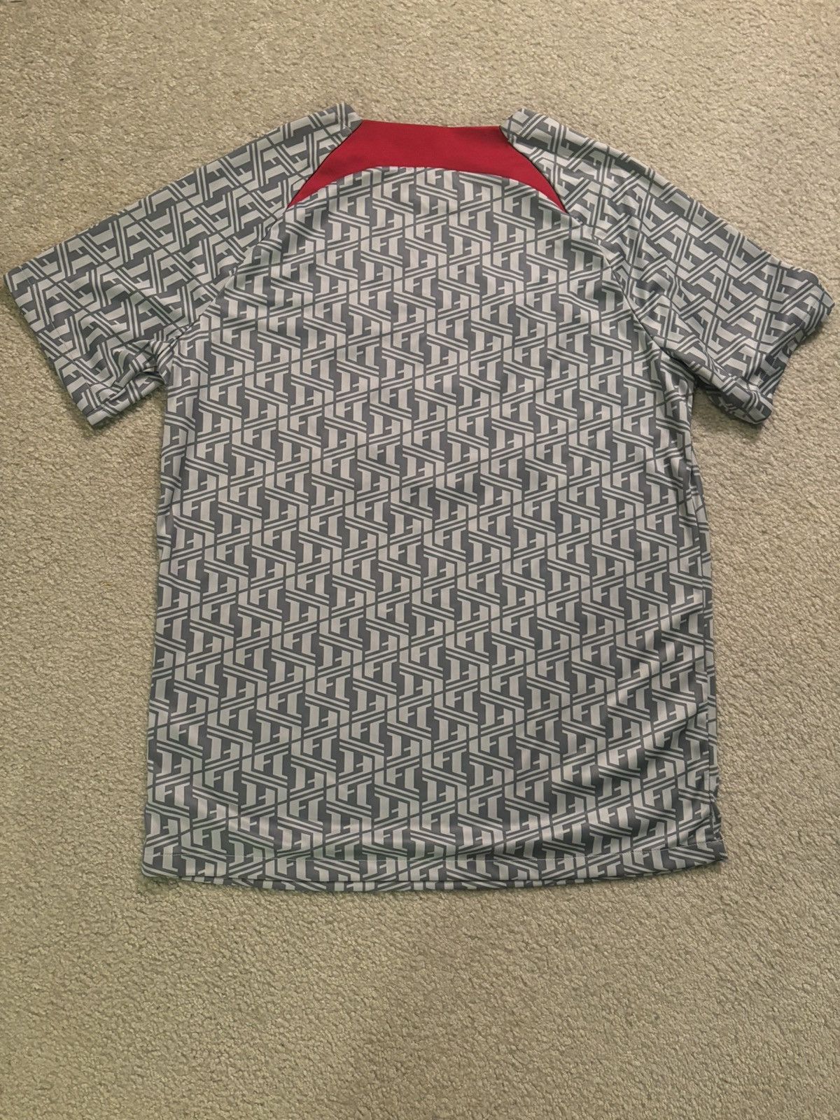 Nike Nike Liverpool Jersey Size US L / EU 52-54 / 3 - 2 Thumbnail