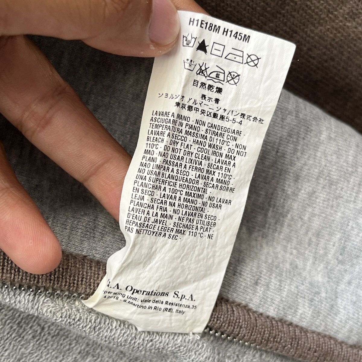 Emporio Armani 00’s Emporio Armani Hybrid Knitted Hoodie Size US M / EU 48-50 / 2 - 6 Thumbnail