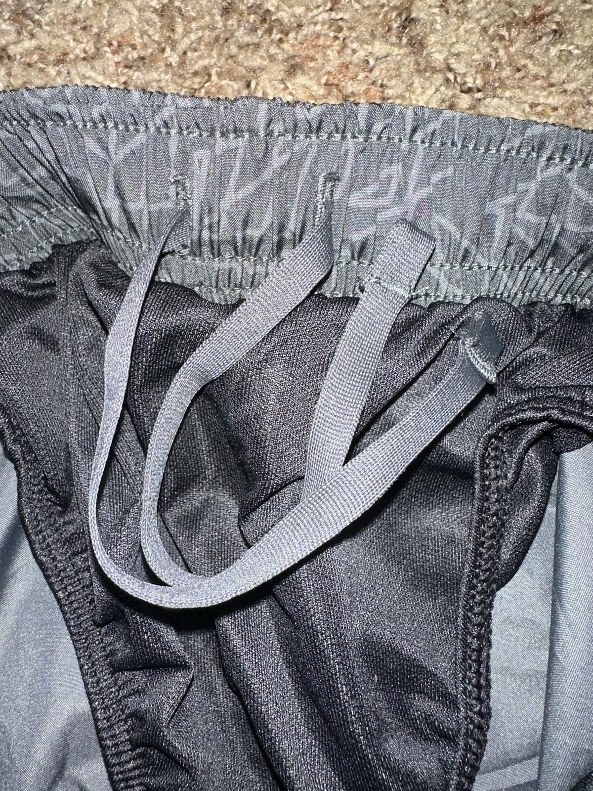 Nike Nike Kentucky Wildcats Tempo 3" Running Soccer Shorts Size 26" / US 2 / IT 38 - 8 Thumbnail