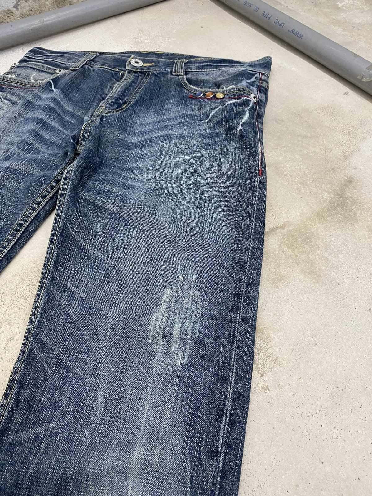 Japanese Brand Winger Japan Patch Embellishments Blue Way Distressed Jean Size US 31 - 5 Thumbnail
