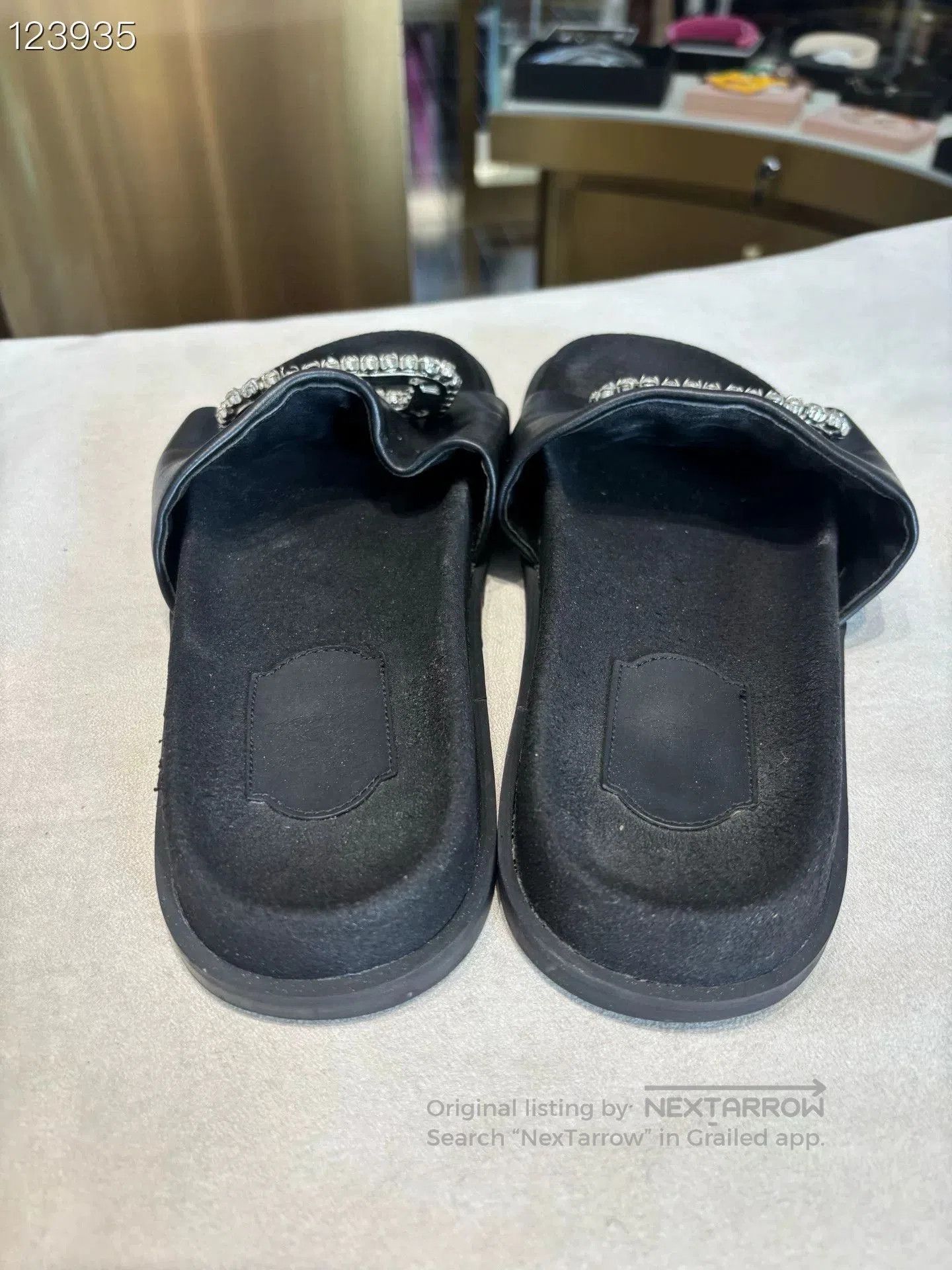Roger Vivier Black Diamond Buckle Leather Slippers. Size US 8 / IT 38 - 4 Thumbnail
