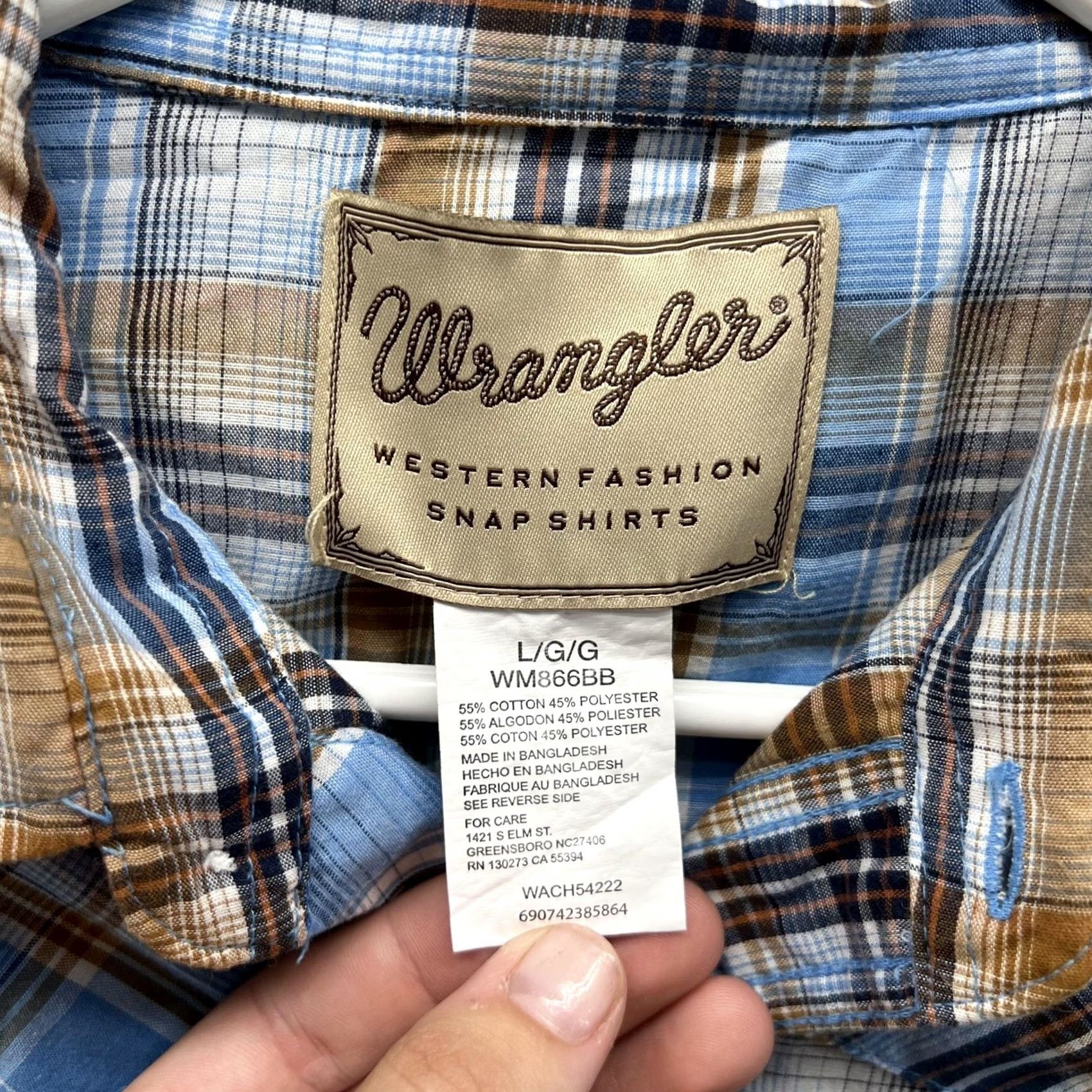 Wrangler VINTAGE Wrangler Western Shirt Mens Large Blue Brown Plaid Short Sleeve Pearl Snap Women? Actually Mens. Size US L / EU 52-54 / 3 - 7 Thumbnail