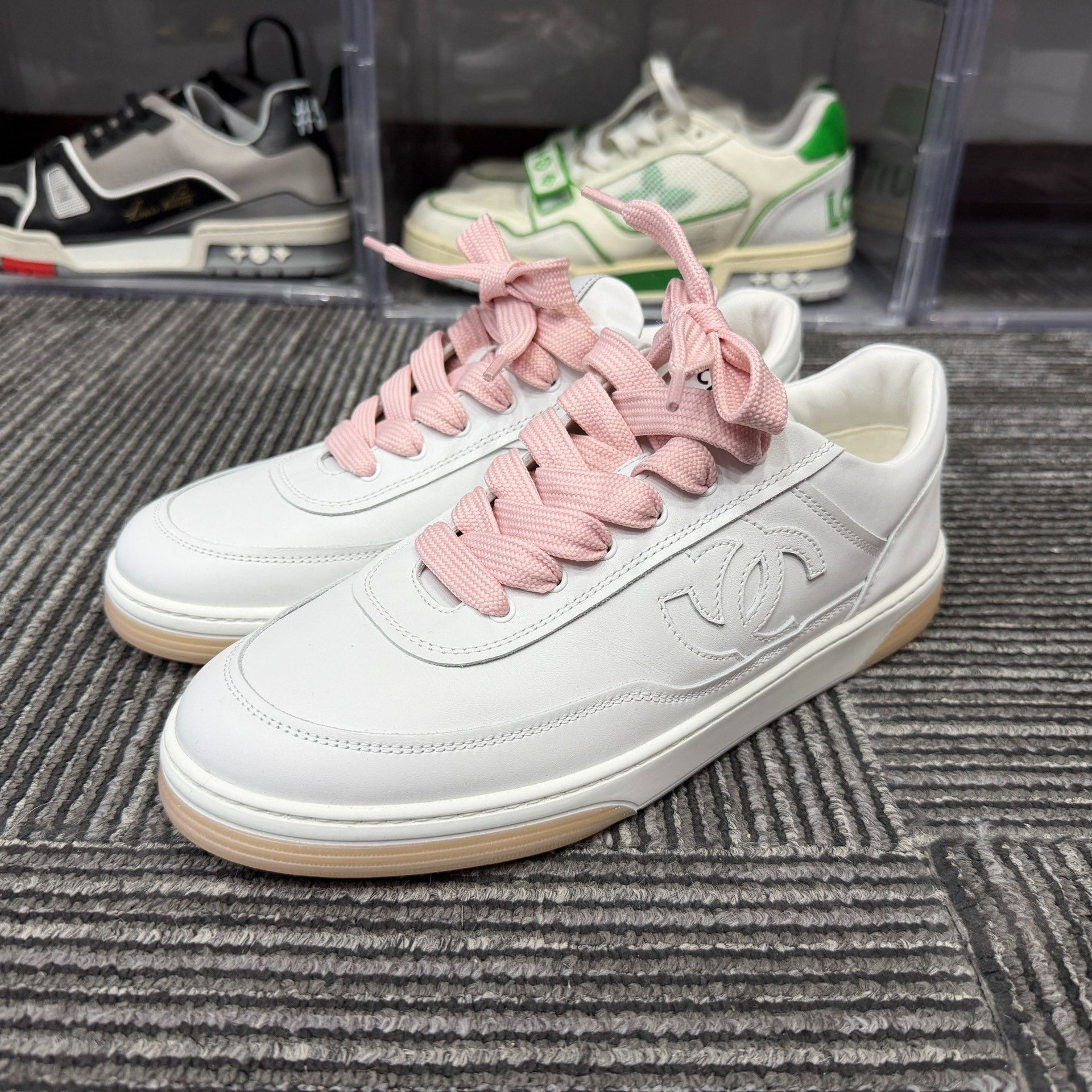 Chanel Chanel Pink Lowtop Sneakers it_42 Women Size US 12 / IT 42 - 1 Thumbnail