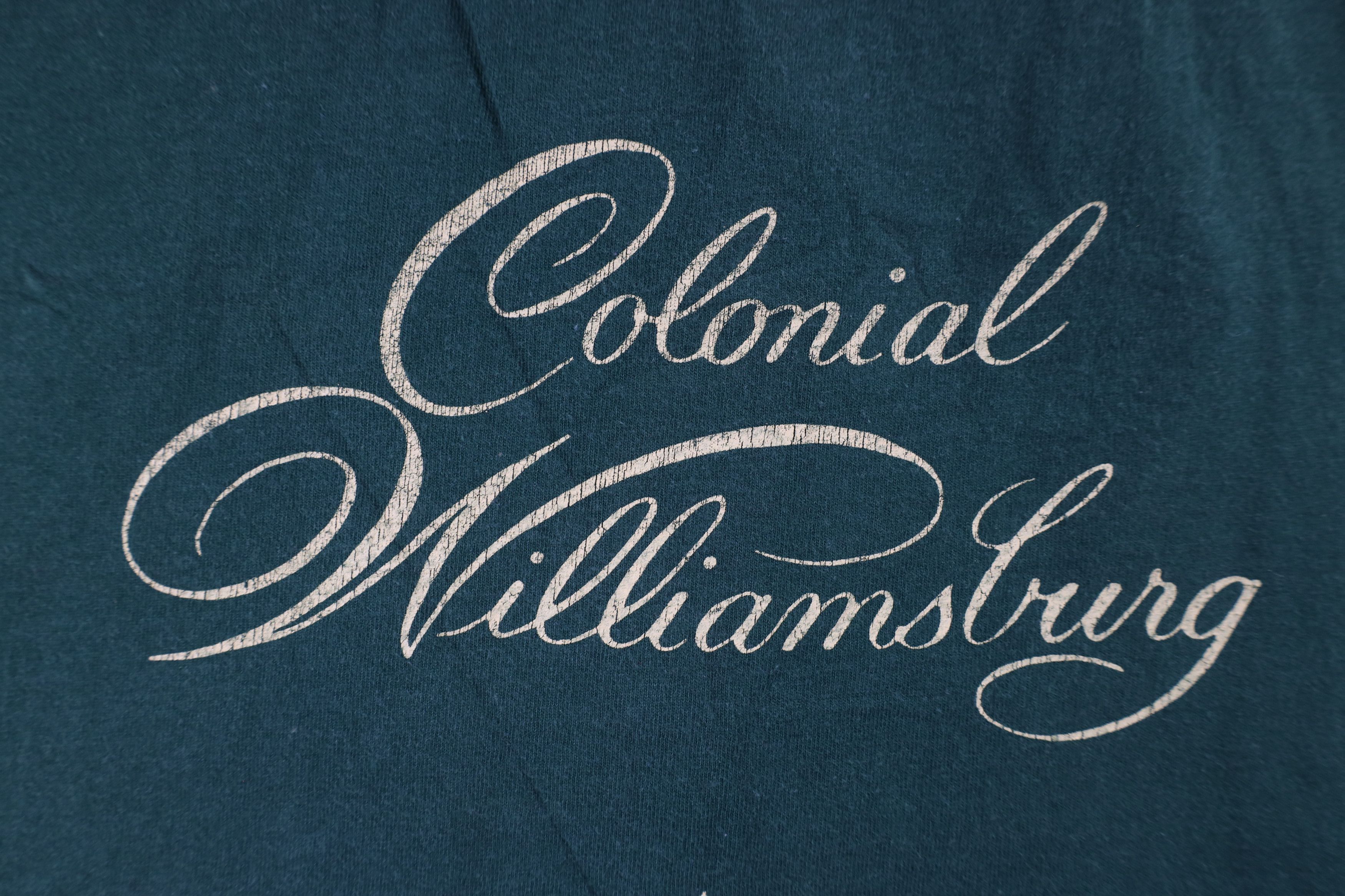Vintage Vintage 90s Streetwear Williamsburg T-Shirt Green USA Size US XXL / EU 58 / 5 - 4 Thumbnail