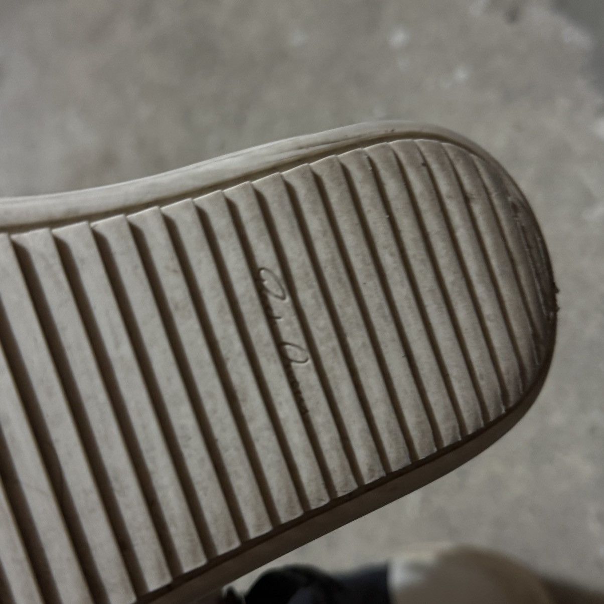 Rick Owens F/w 13? Rick owens sample fur ramones Size US 9 / EU 42 - 7 Thumbnail