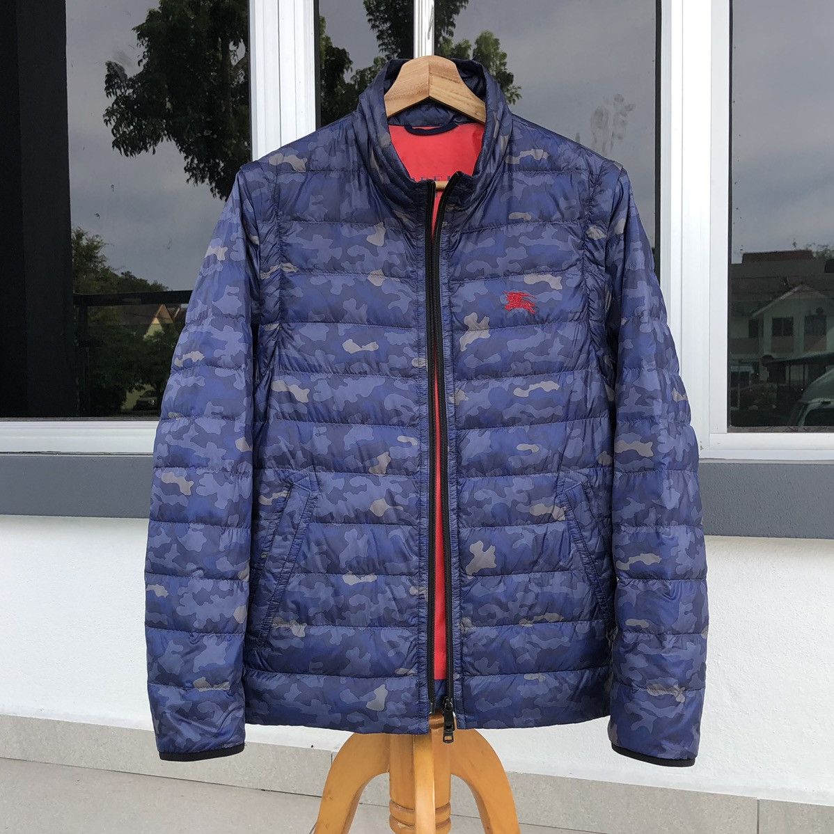 image of Burberry 2 Way White Goose Feather Light Puffer Jacket in Blue, Men's (Size Medium)
