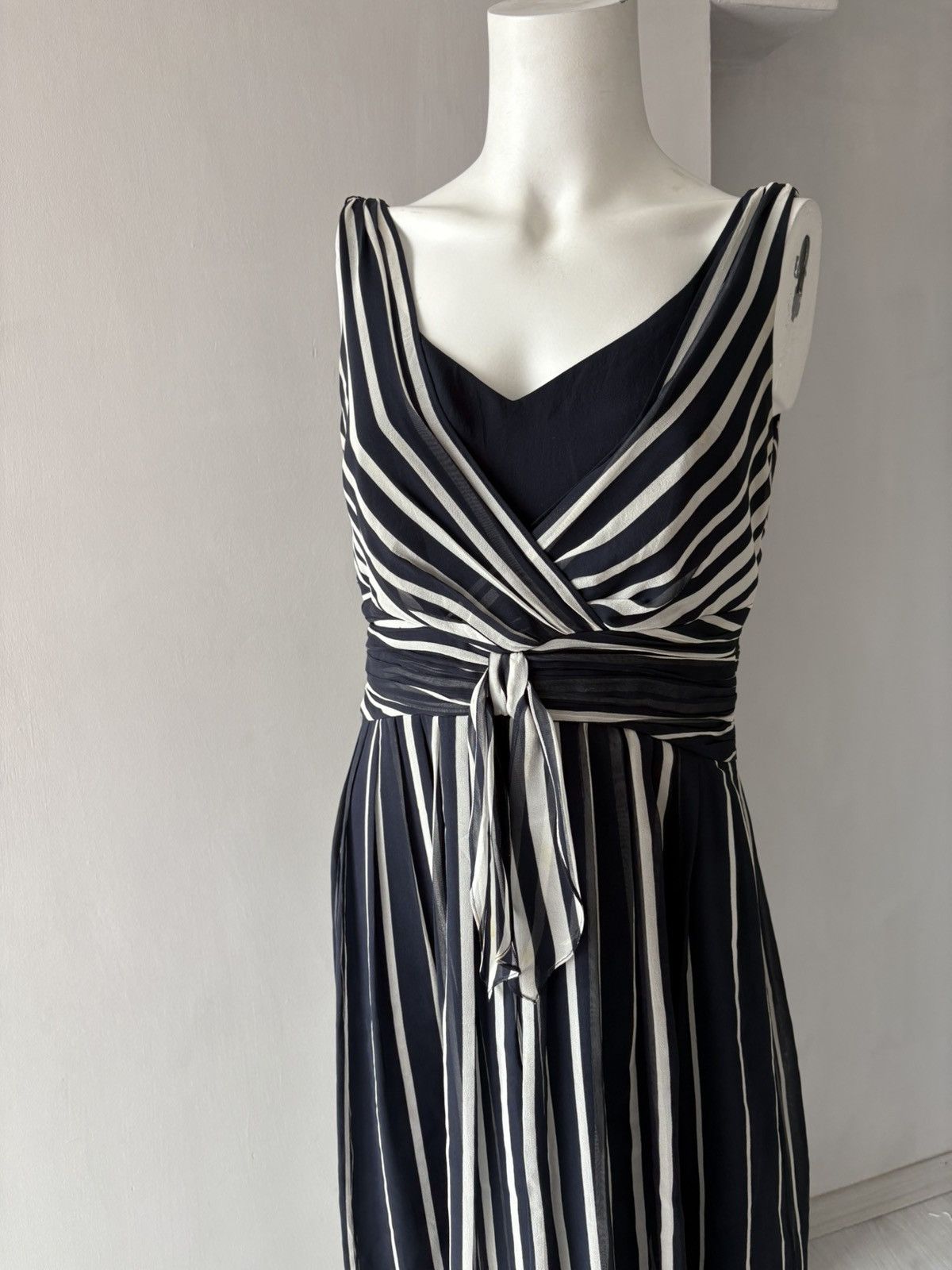Ann Taylor Ann taylor silk dress Size L / US 10 / IT 46 - 7 Thumbnail