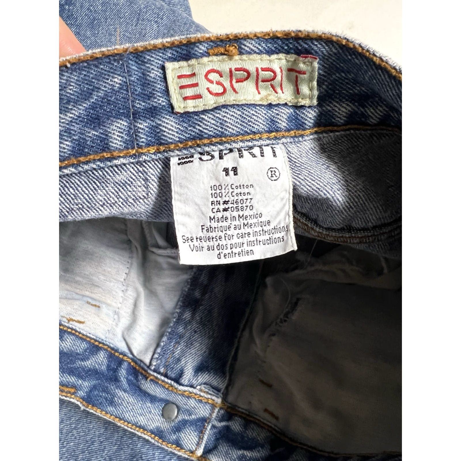 Esprit VINTAGE Esprit Jeans Women's Jeans 11 High Waist Tapered Leg Blue Denim Straight Medium Wash 90s? No, current decades: None specified. Size 32" / US 10 / IT 46 - 4 Thumbnail