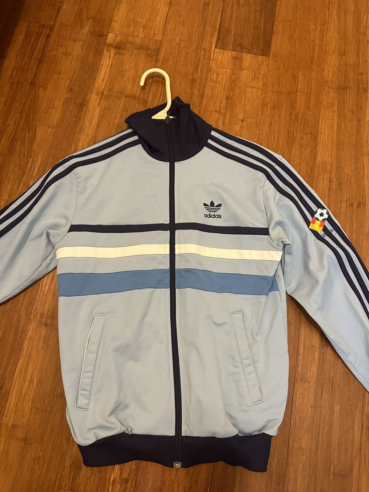 Adidas espana 82 jacket hotsell