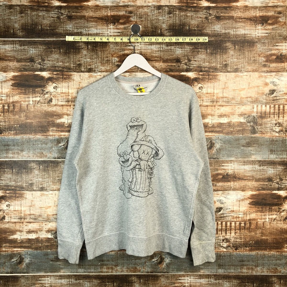 Uniqlo X Kaws Sesame Street Grey Sweatshirt #A2221