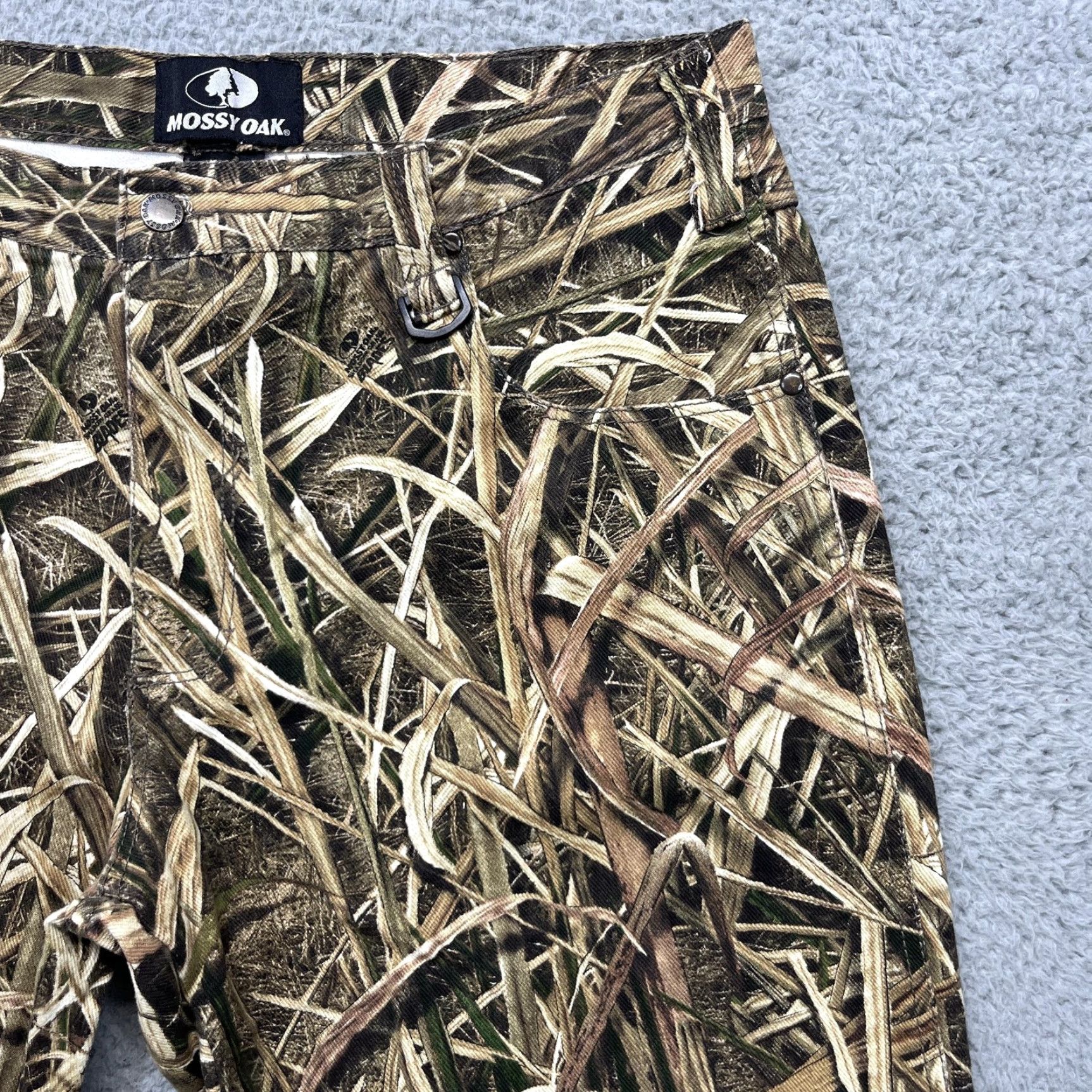 Vintage Mossy Oak Pants Mens 38x31 Shadow Grass Blades Camo Denim Hunting Outdoor Pants Mens 38 Shadow Grass Blades Camouflage 5-Pocket Denim Workwear Mens Size US 38 / EU 54 - 4 Thumbnail
