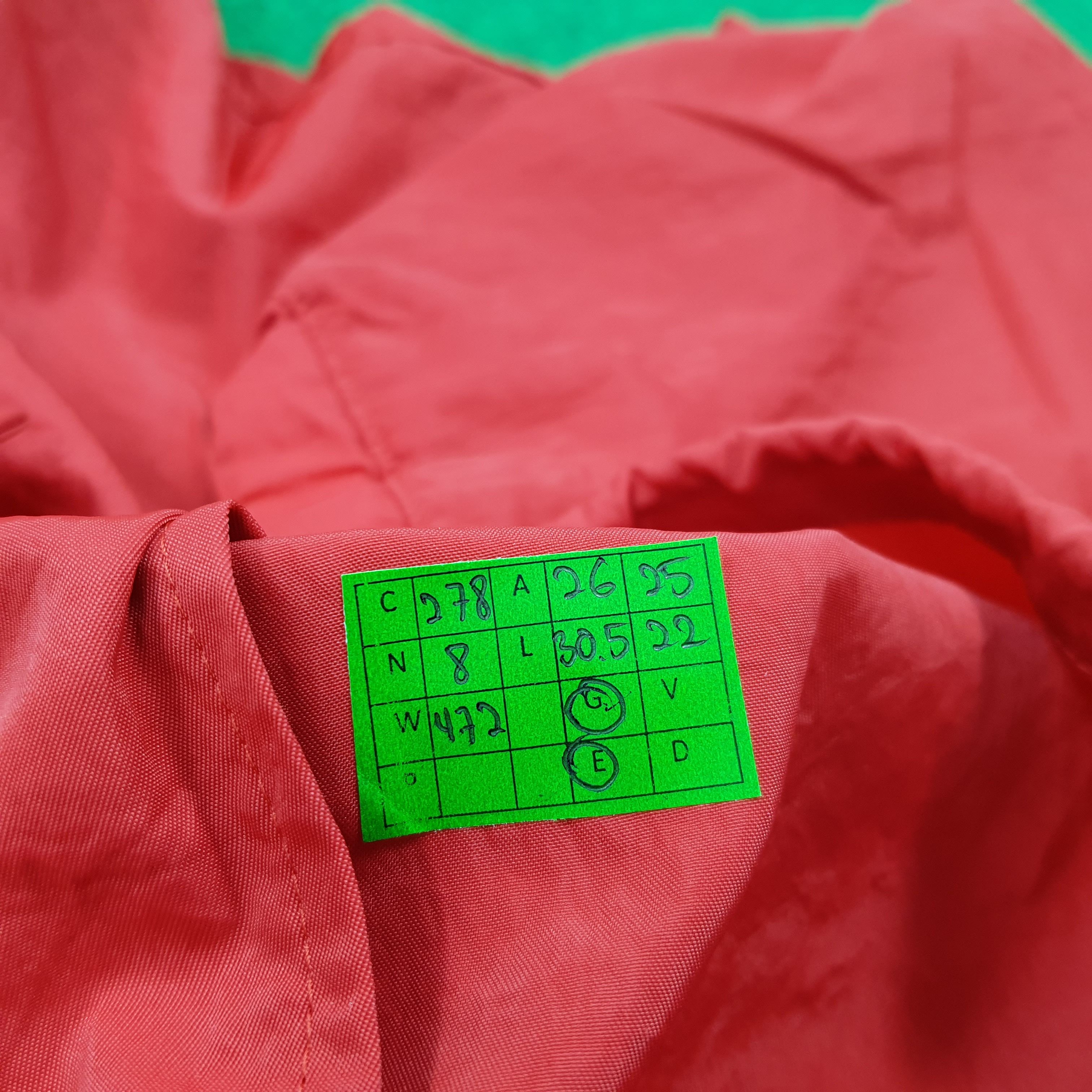 Hai Sporting Gear Vintage 80s Hai Sporting Gear Windbreaker Jacket C278N8 Size US XL / EU 56 / 4 - 10 Thumbnail