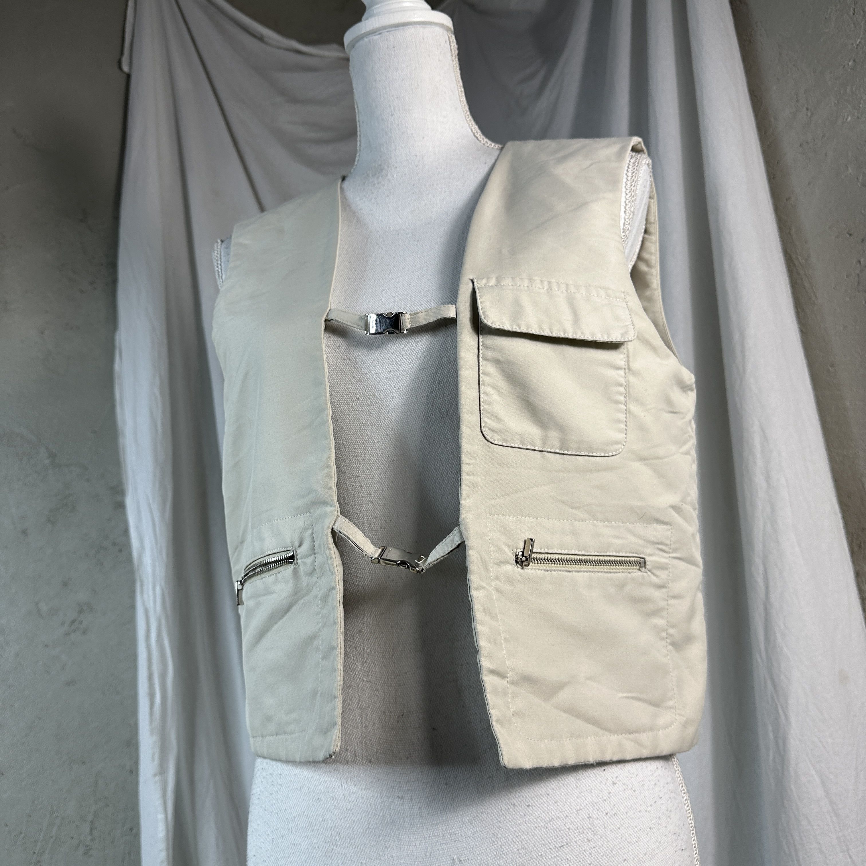 Max Mara × Vintage Women's Vest S' Max Mara Size M / US 6-8 / IT 42-44 - 4 Thumbnail