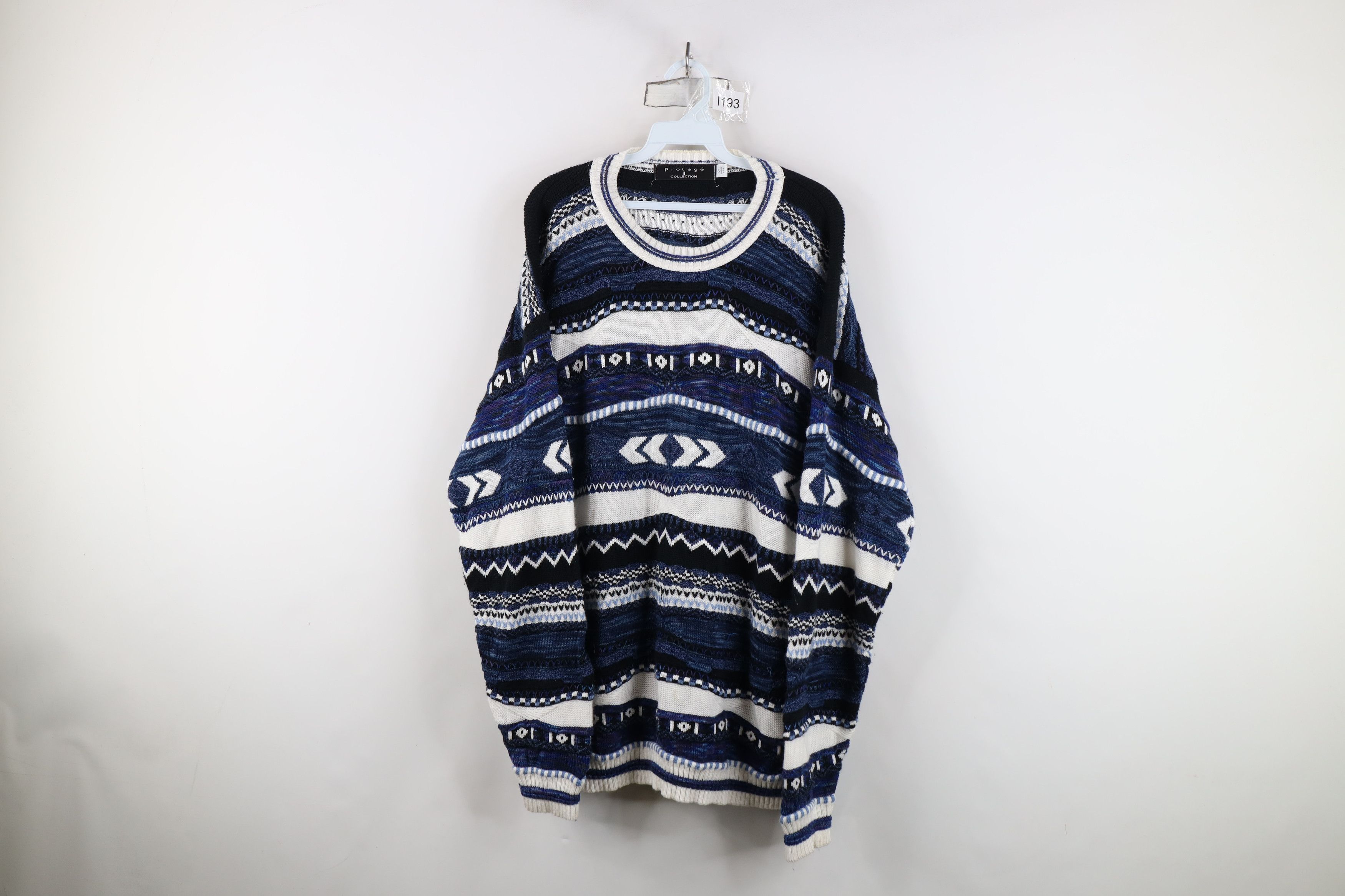 Vintage Vintage 90s Coogi Style Bassmaster Textured Knit Sweater USA Size US L / EU 52-54 / 3 - 1 Thumbnail