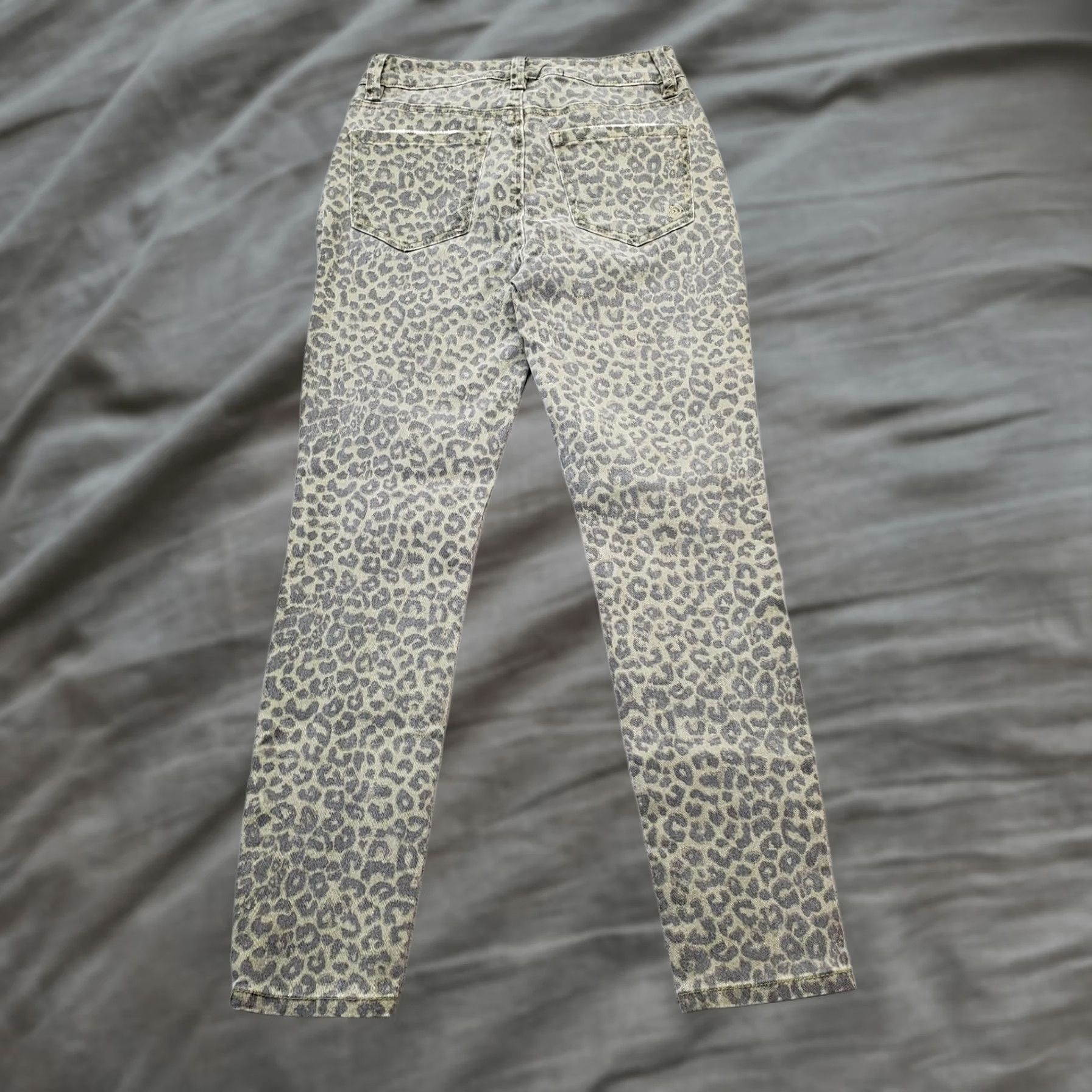 Denime Indigo Rein Women Size 5 Multicolor Denim Leopard Print Mid Rise Skinny Jeans Size 27" / US 4 / IT 40 - 1 Thumbnail