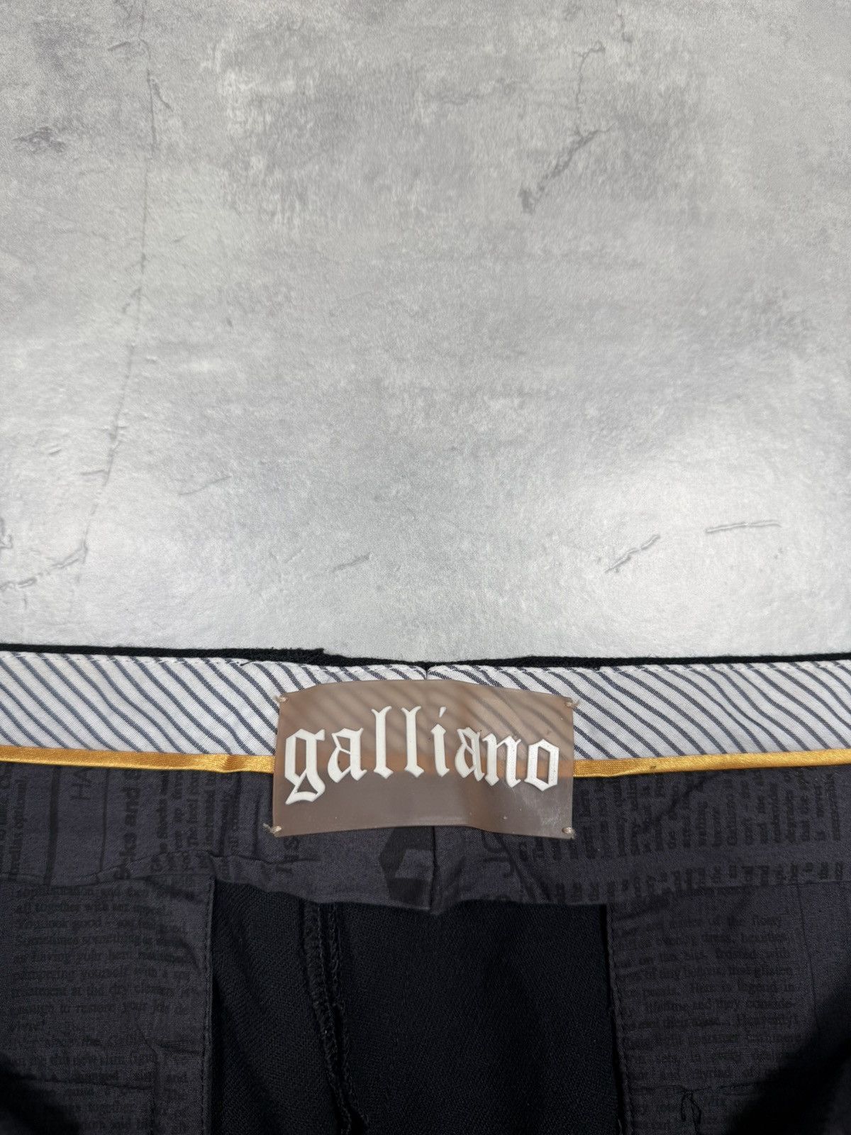 John Galliano John Galliano Pants Size US 33 - 5 Thumbnail