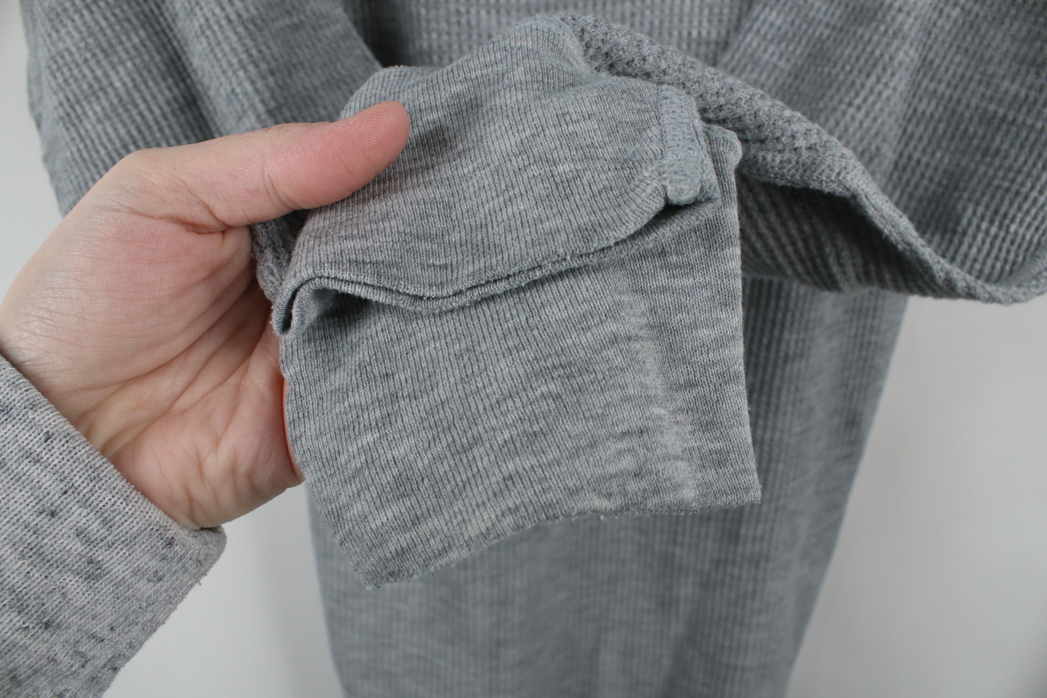 Vintage Vintage 70s Streetwear Thermal Waffle Knit T-Shirt Gray USA Size US XL / EU 56 / 4 - 4 Thumbnail