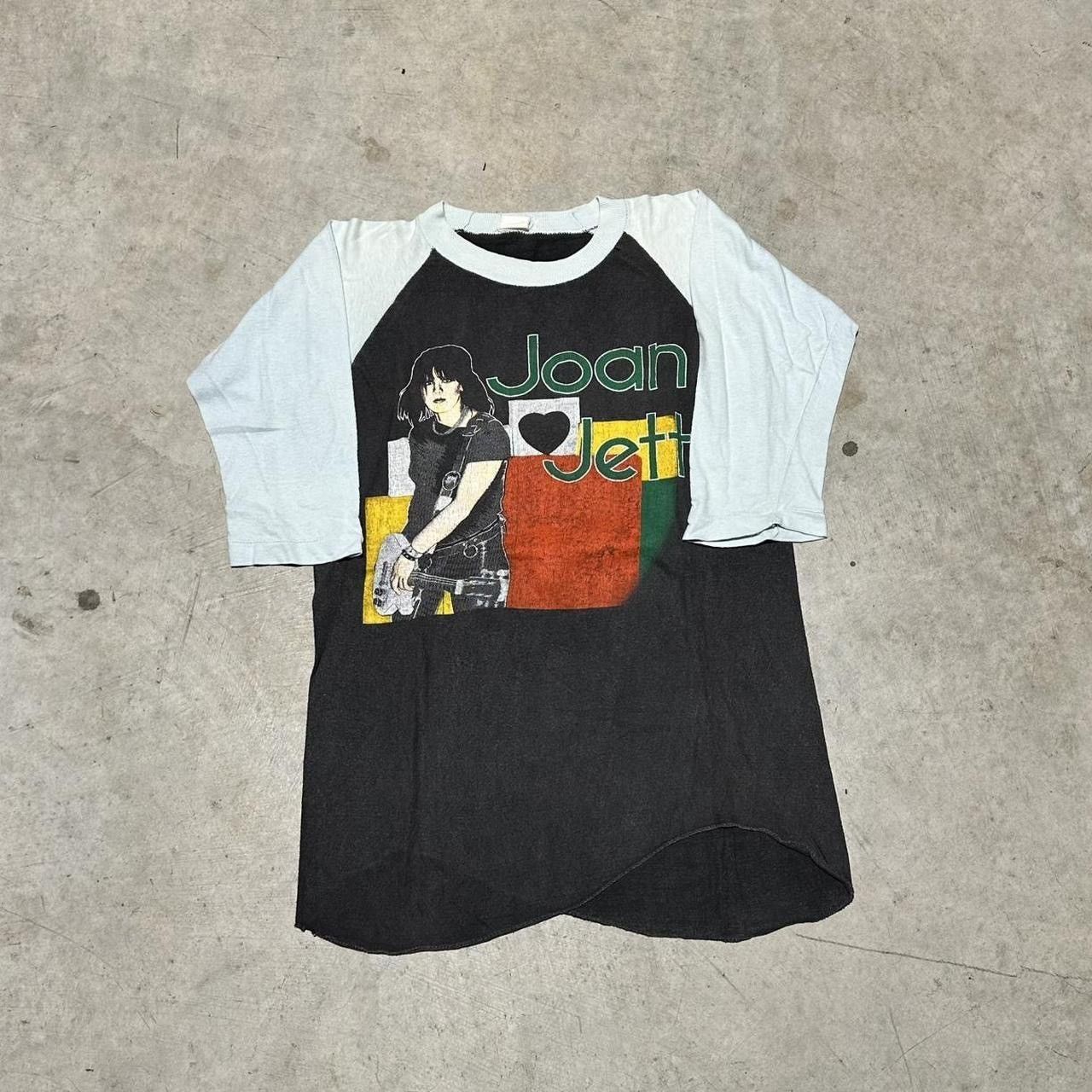 Vintage Vintage 1989 Joan Jett band tee Bad Reputation Size US M / EU 48-50 / 2 - 1 Thumbnail